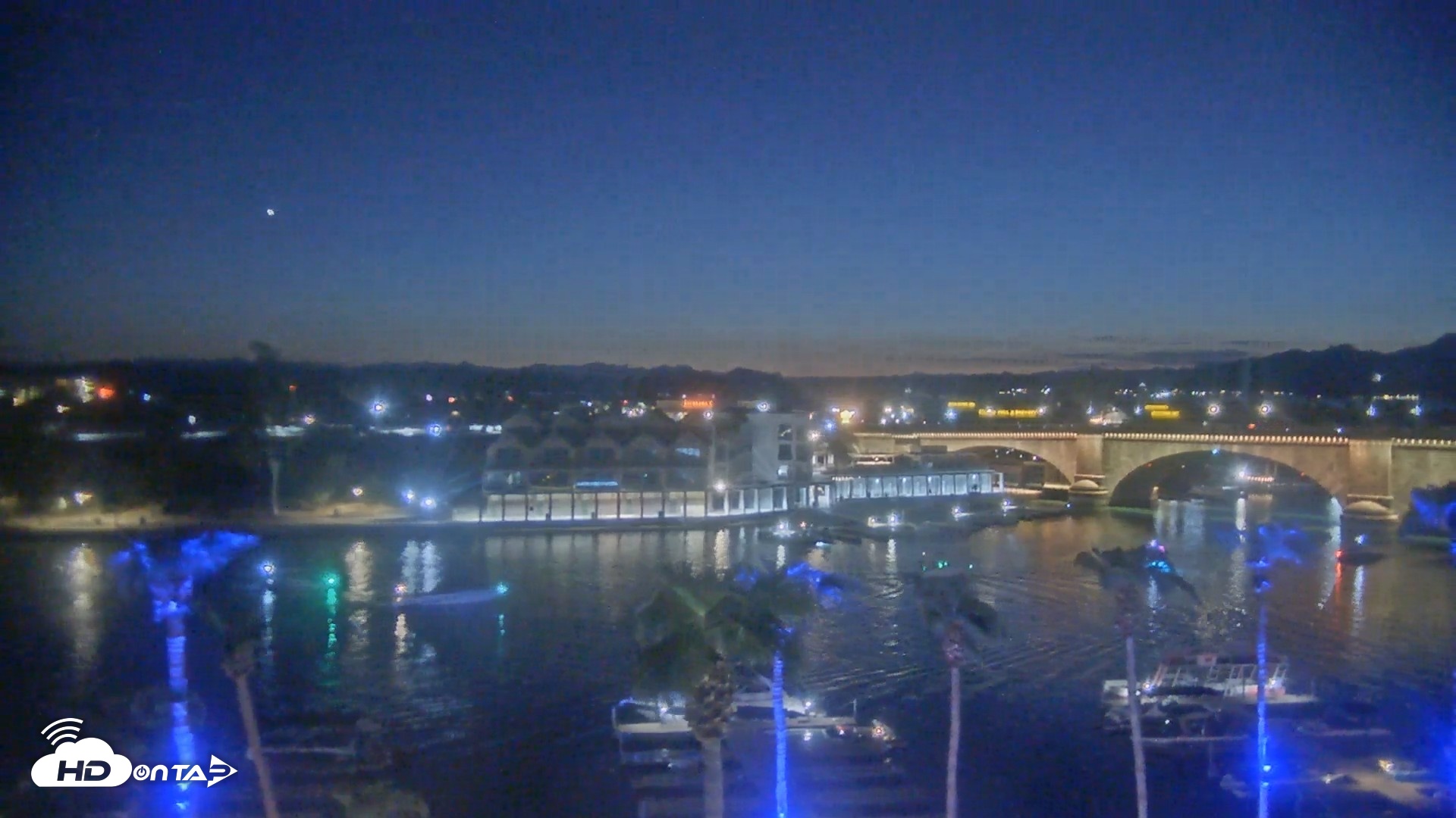 Snapshot of Lake Havasu London Bridge Live Webcam taken Sep 12, 2026, 7:34pm MST