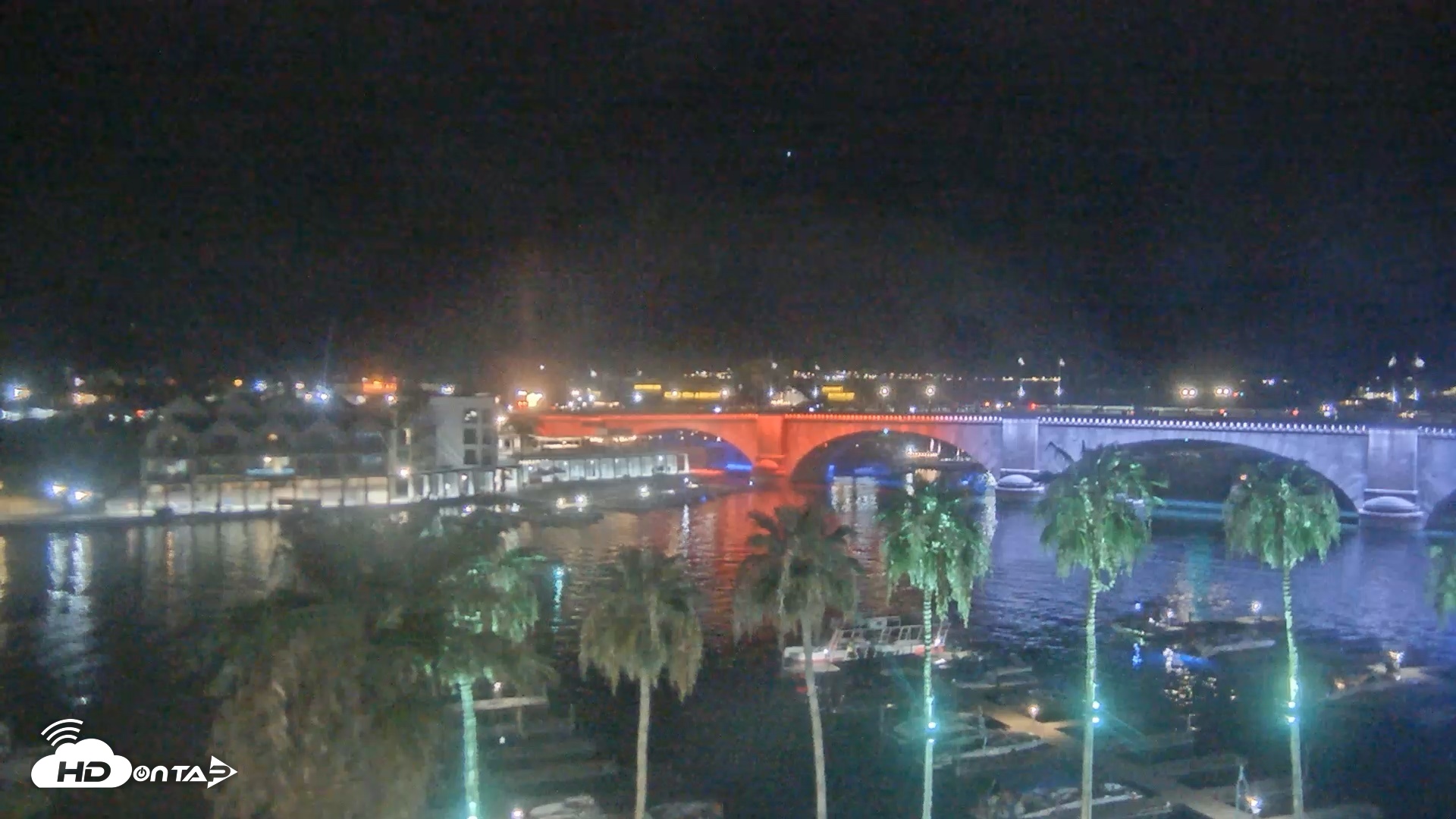 Snapshot of Lake Havasu London Bridge Live Webcam taken Jul 4, 2026, 9:28pm MST