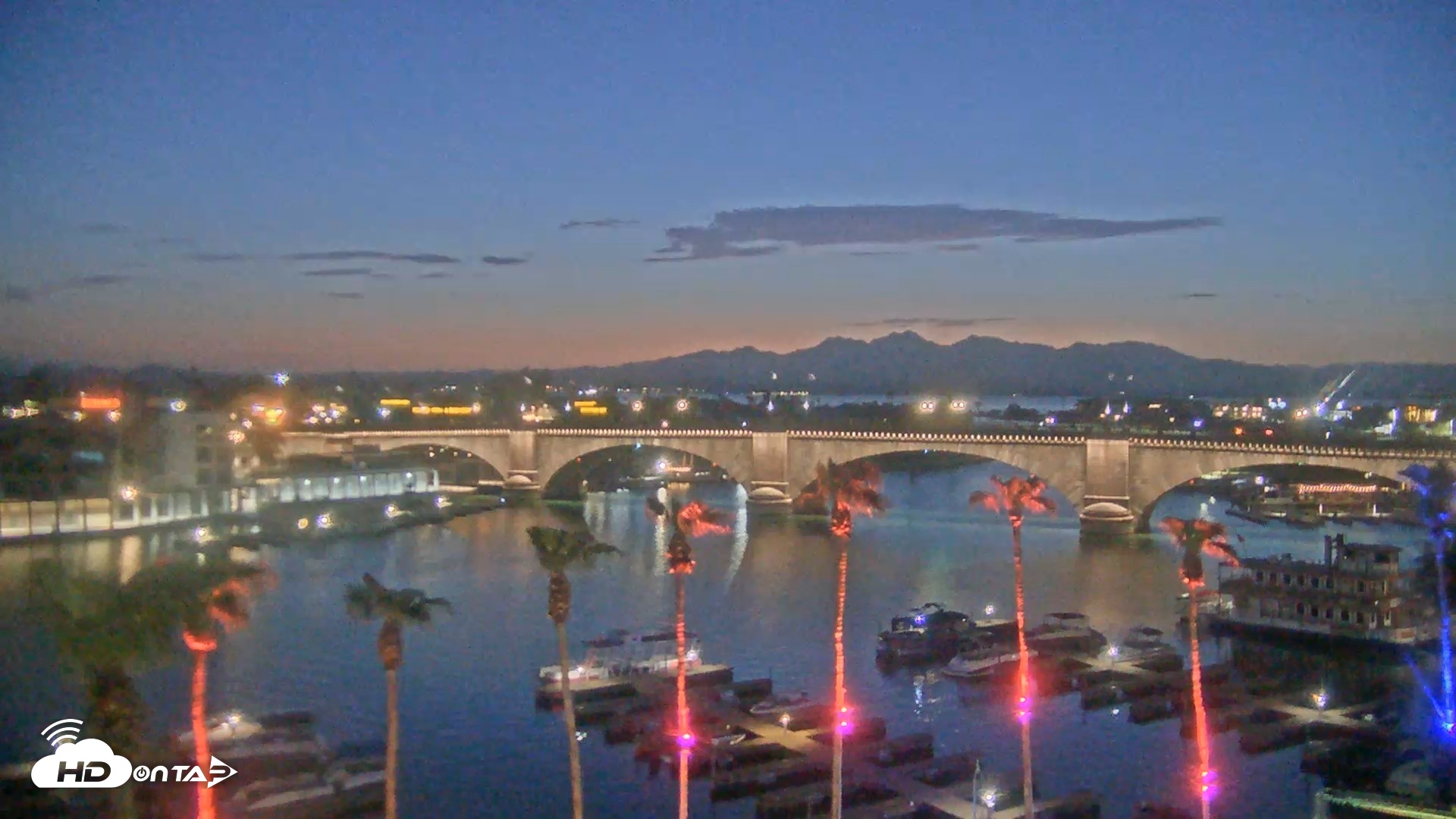 Snapshot of Lake Havasu London Bridge Live Webcam taken Aug 4, 2026, 8:16pm MST