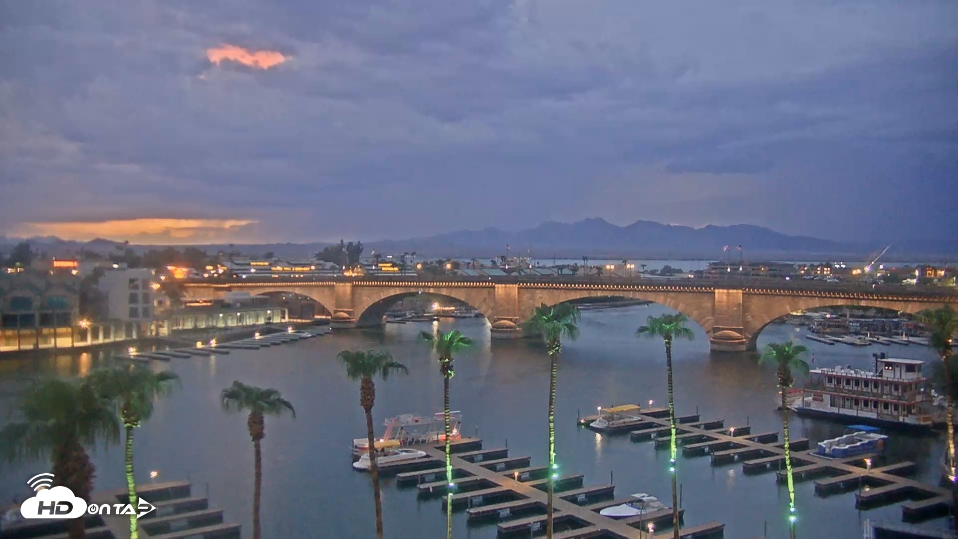 Snapshot of Lake Havasu London Bridge Live Webcam taken Aug 12, 2026, 7:43pm MST