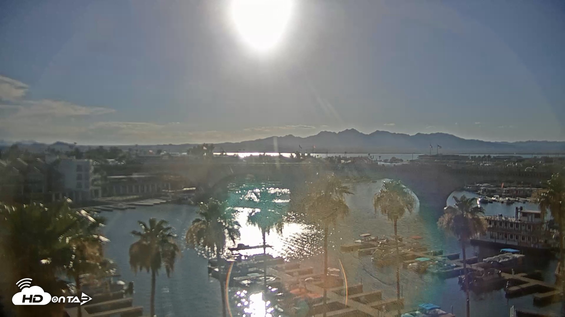 Snapshot of Lake Havasu London Bridge Live Webcam taken Jun 16, 2026, 6:19pm MST