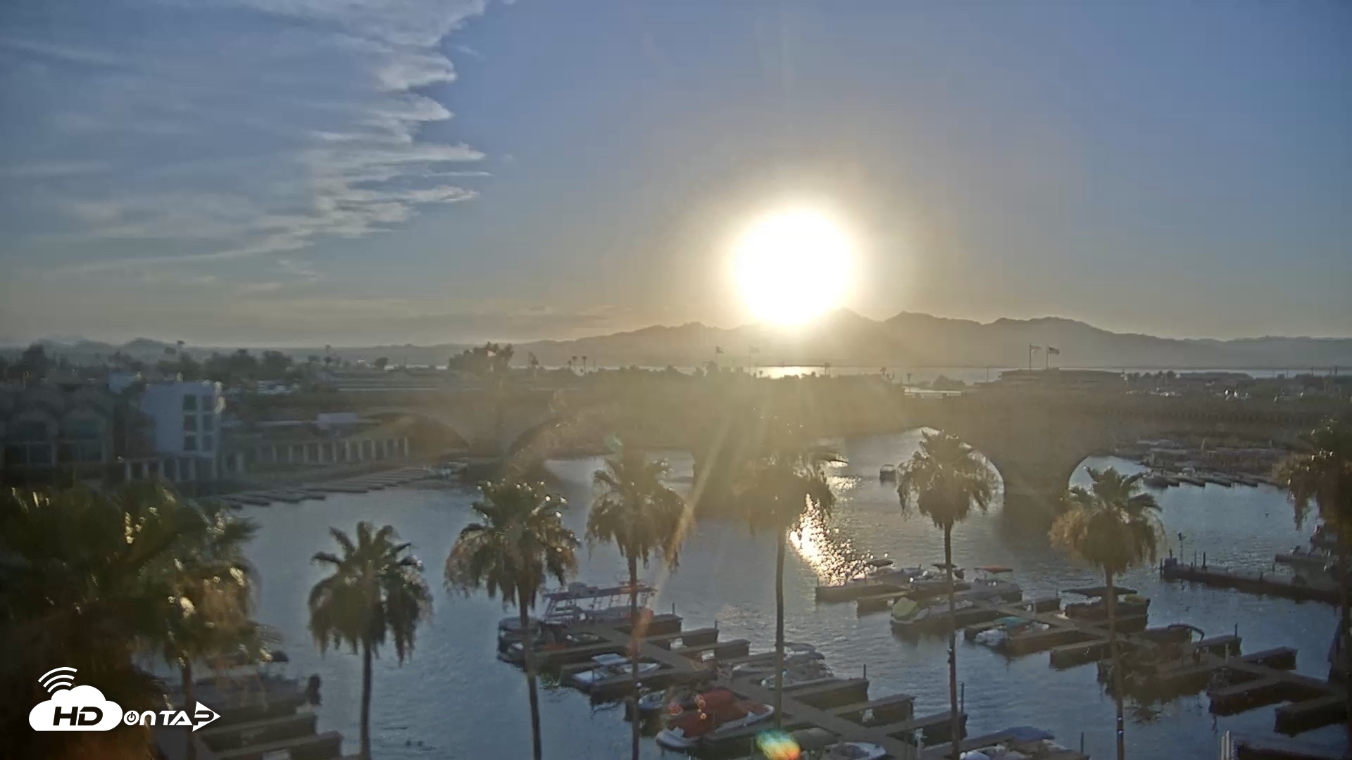 Snapshot of Lake Havasu London Bridge Live Webcam taken Jun 16, 2026, 7:23pm MST