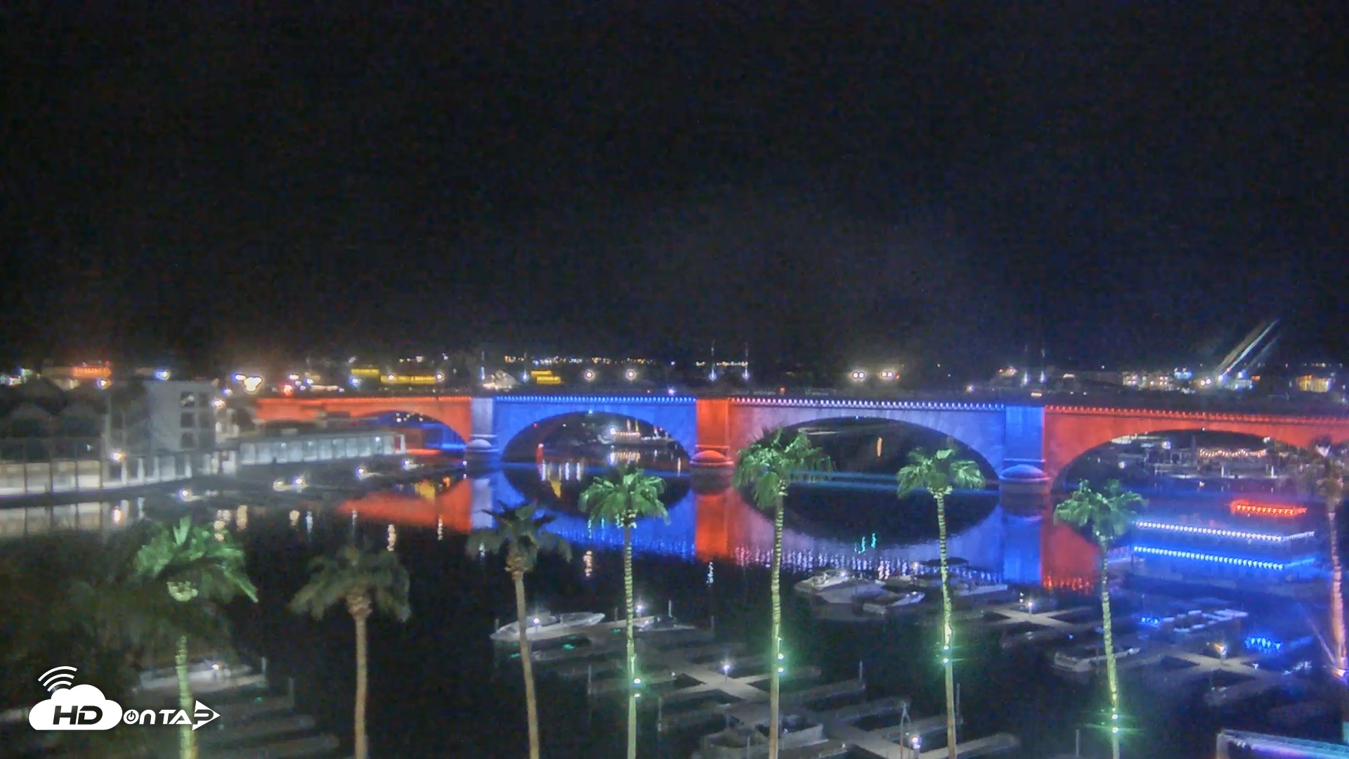 Snapshot of Lake Havasu London Bridge Live Webcam taken Sep 17, 2025, 9:03pm MST