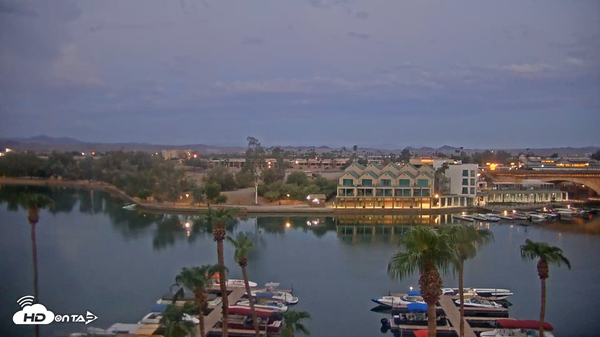 Snapshot of Lake Havasu London Bridge Live Webcam taken Aug 23, 2026, 5:51am MST
