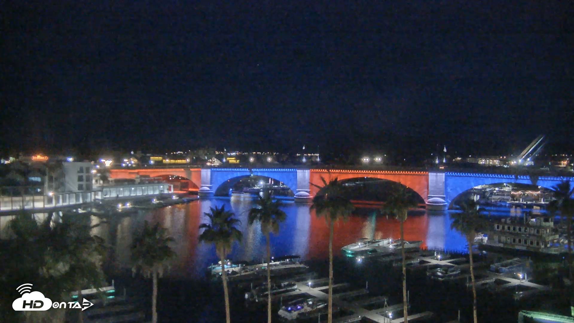 Snapshot of Lake Havasu London Bridge Live Webcam taken May 27, 2025, 4:36am MST
