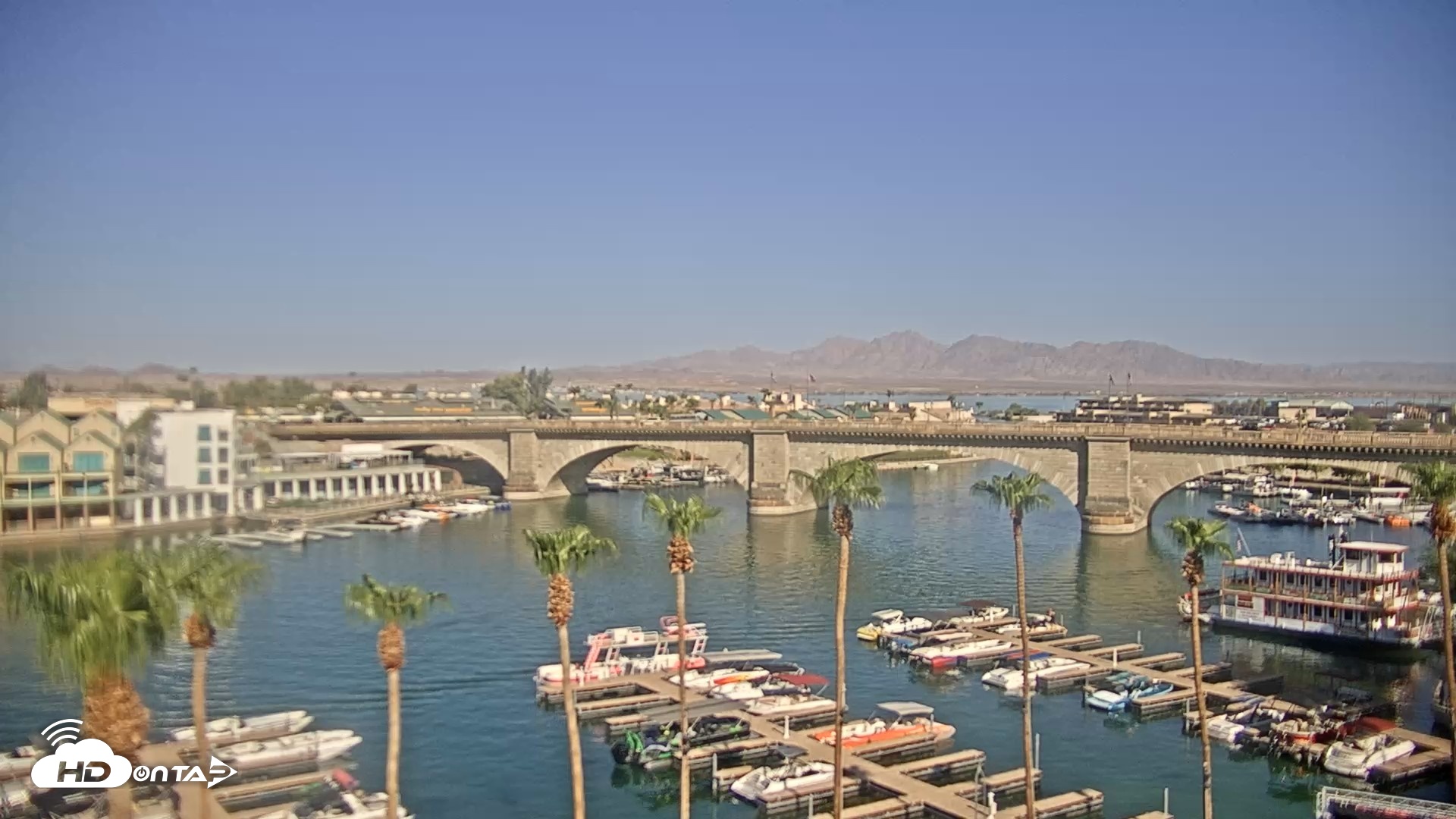 Snapshot of Lake Havasu London Bridge Live Webcam taken Jul 25, 2026, 8:29am MST