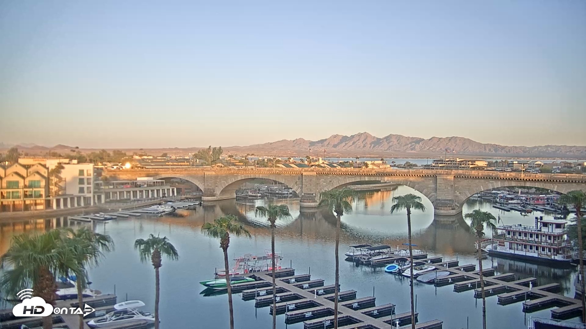 Snapshot of Lake Havasu London Bridge Live Webcam taken Sep 22, 2026, 6:41am MST