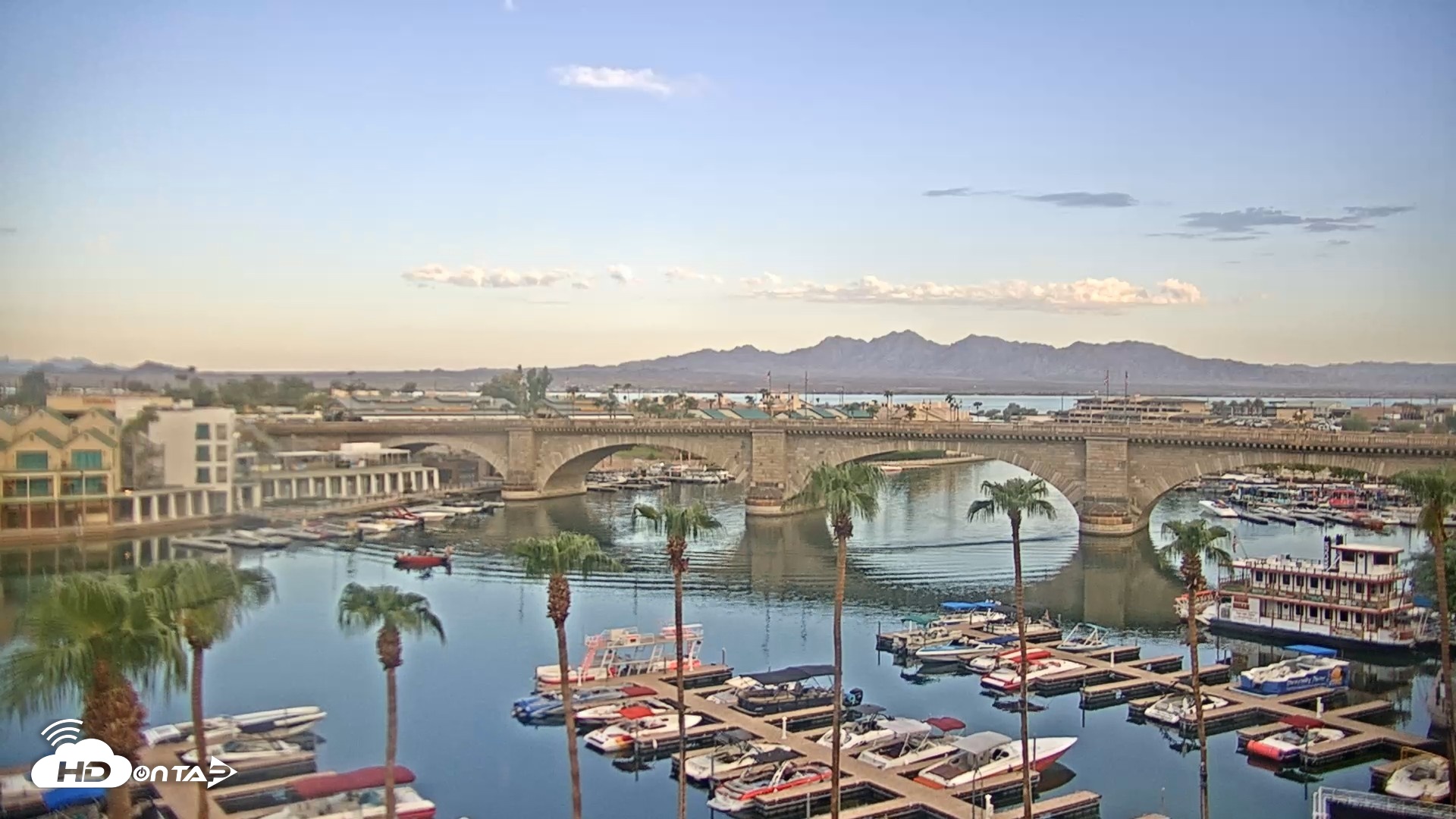Snapshot of Lake Havasu London Bridge Live Webcam taken Aug 23, 2026, 6:53am MST