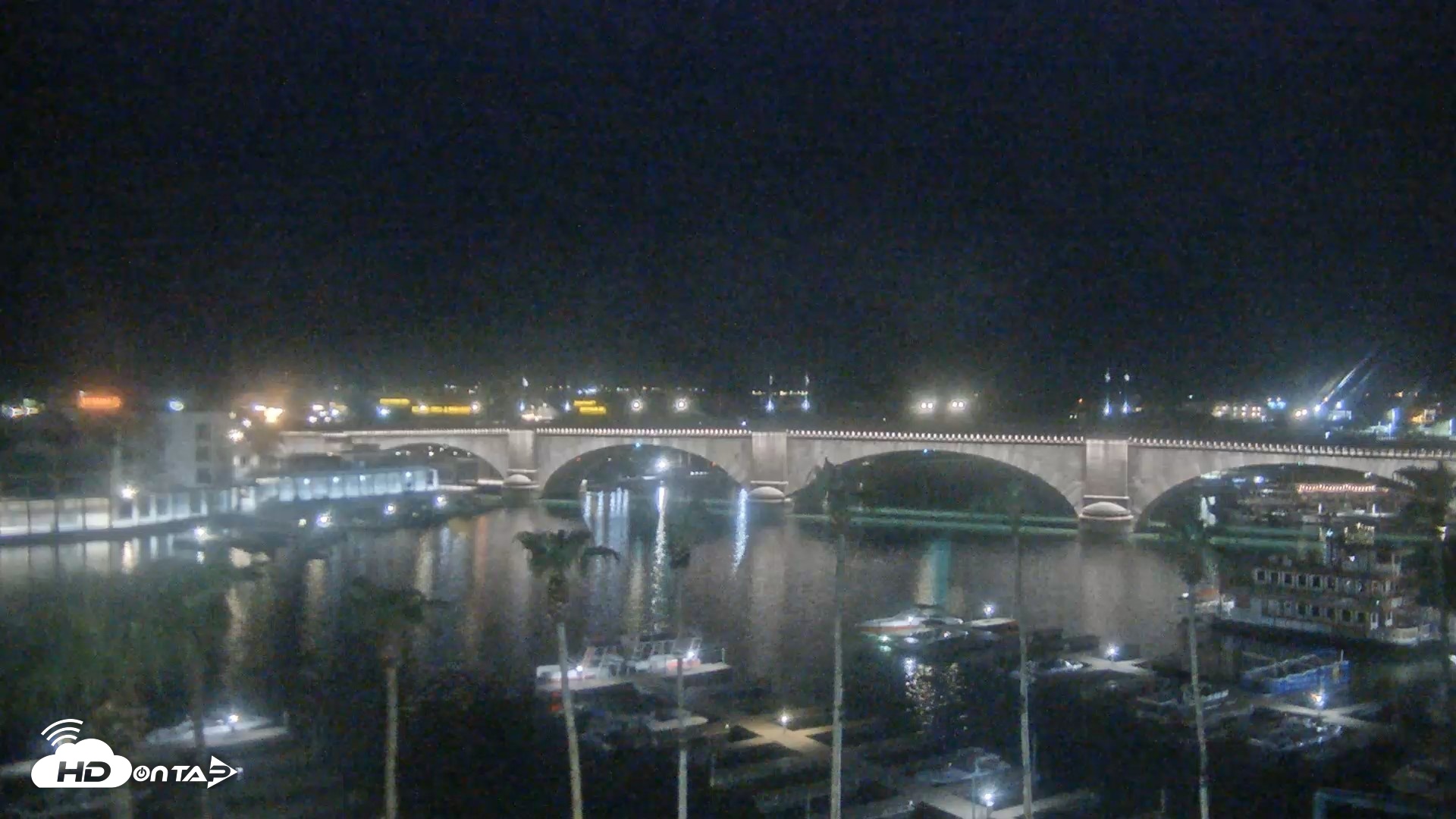 Snapshot of Lake Havasu London Bridge Live Webcam taken Aug 10, 2026, 5:09am MST