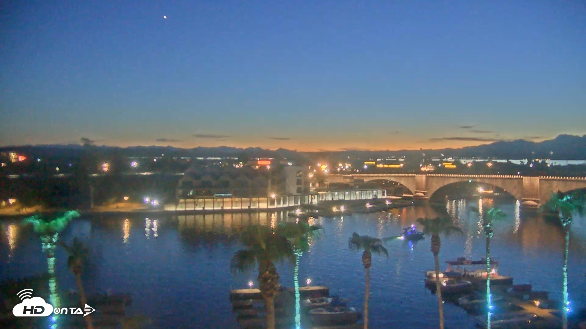 Snapshot of Lake Havasu London Bridge Live Webcam taken Aug 17, 2026, 7:58pm MST
