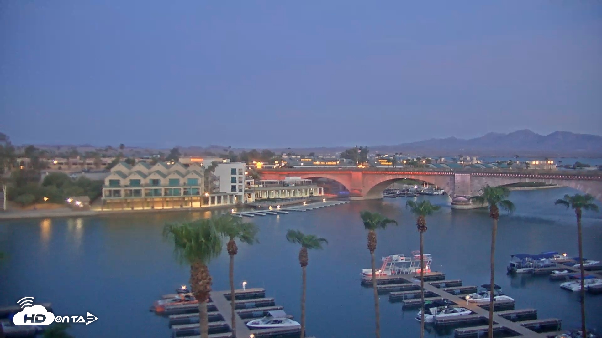 Snapshot of Lake Havasu London Bridge Live Webcam taken Jul 28, 2026, 5:30am MST
