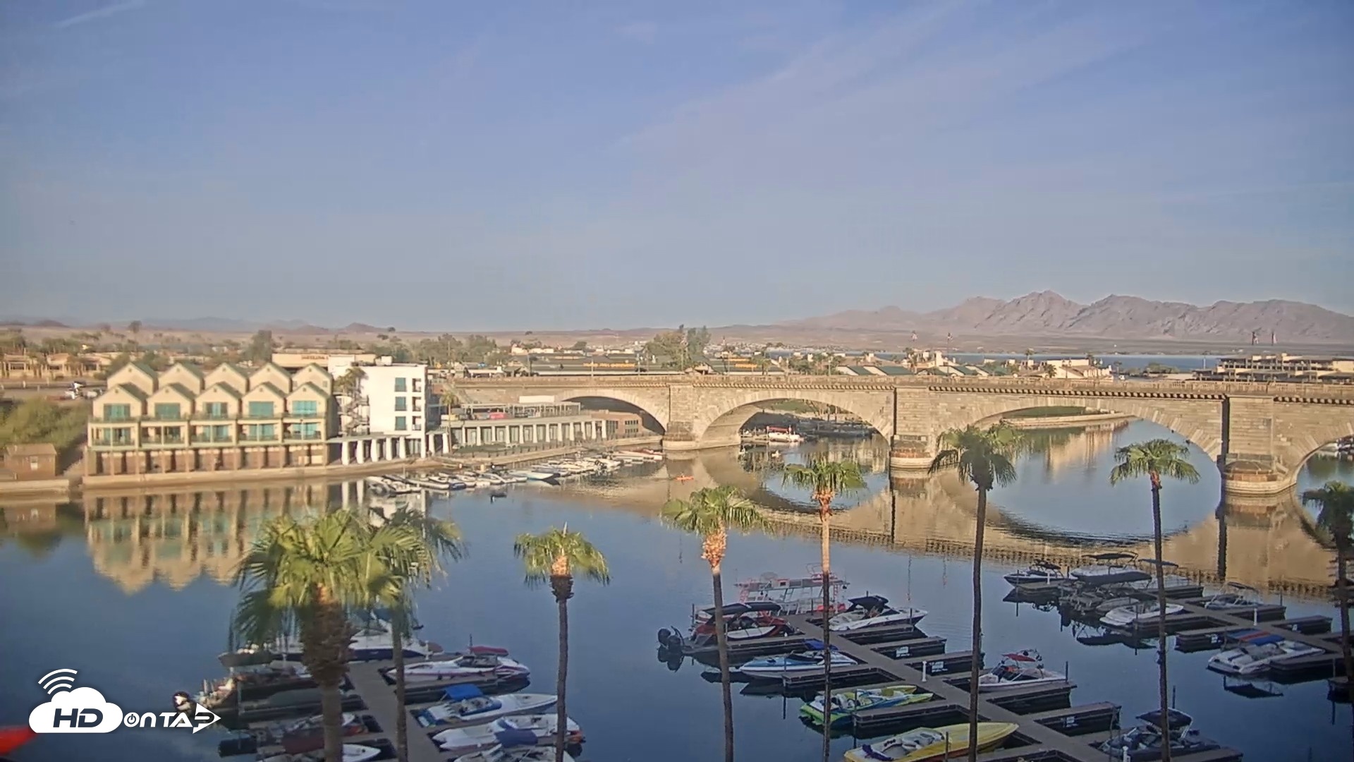 Snapshot of Lake Havasu London Bridge Live Webcam taken Sep 20, 2026, 7:18am MST
