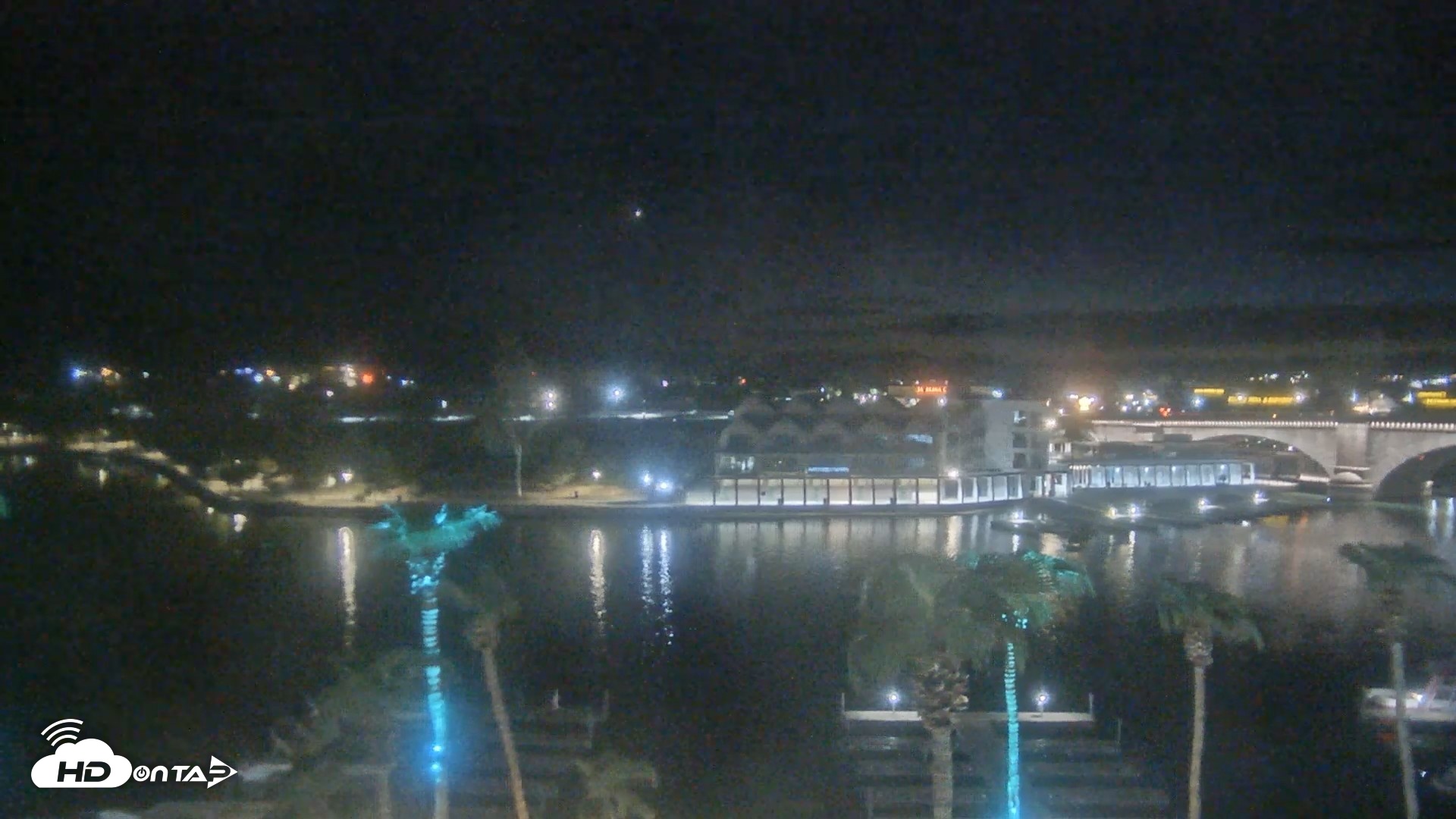Snapshot of Lake Havasu London Bridge Live Webcam taken Sep 1, 2026, 8:05pm MST