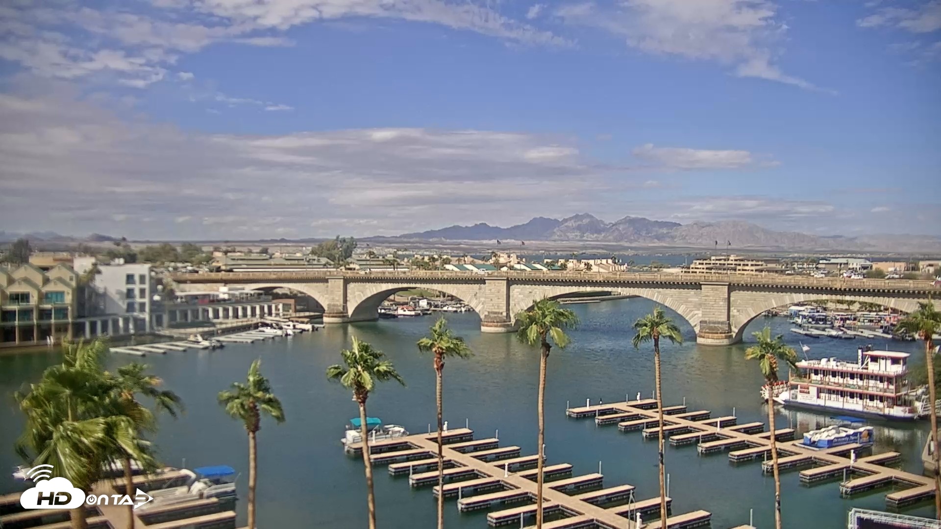 Snapshot of Lake Havasu London Bridge Live Webcam taken Oct 21, 2026, 11:03am MST