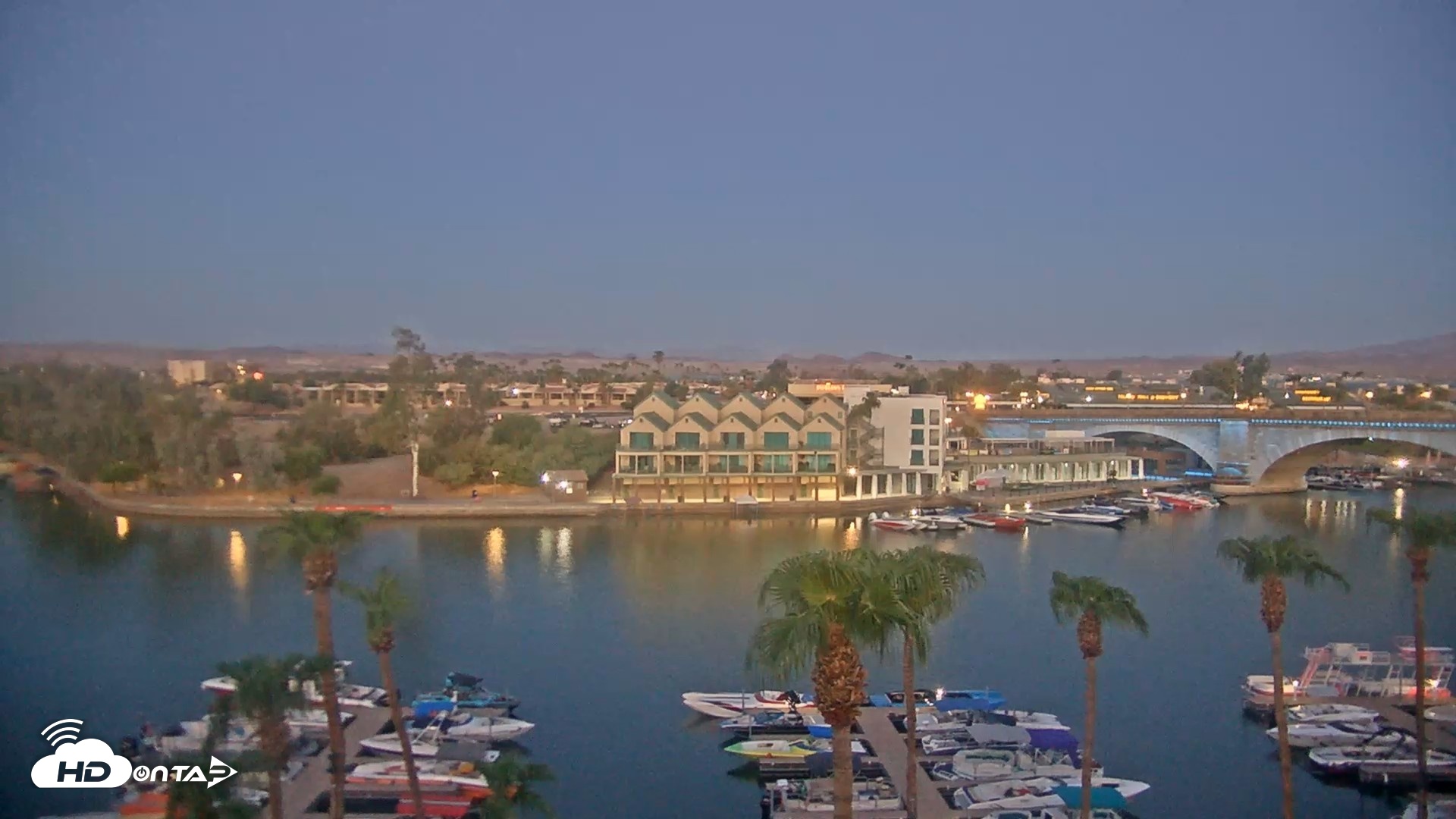 Snapshot of Lake Havasu London Bridge Live Webcam taken Sep 5, 2026, 5:55am MST