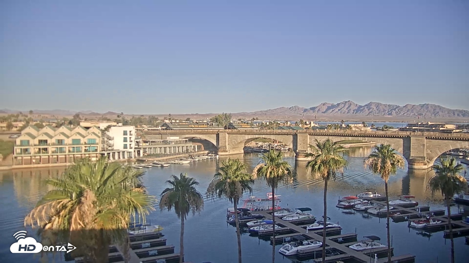 Snapshot of Lake Havasu London Bridge Live Webcam taken May 30, 2026, 6:30am MST