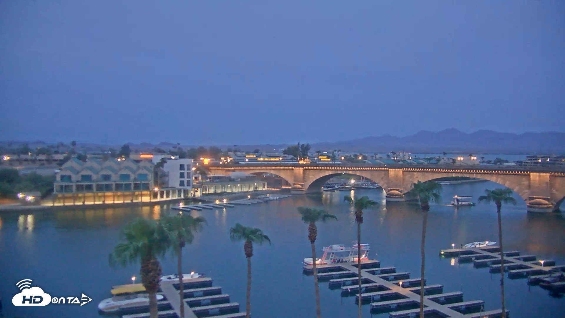 Snapshot of Lake Havasu London Bridge Live Webcam taken Aug 14, 2026, 5:44am MST