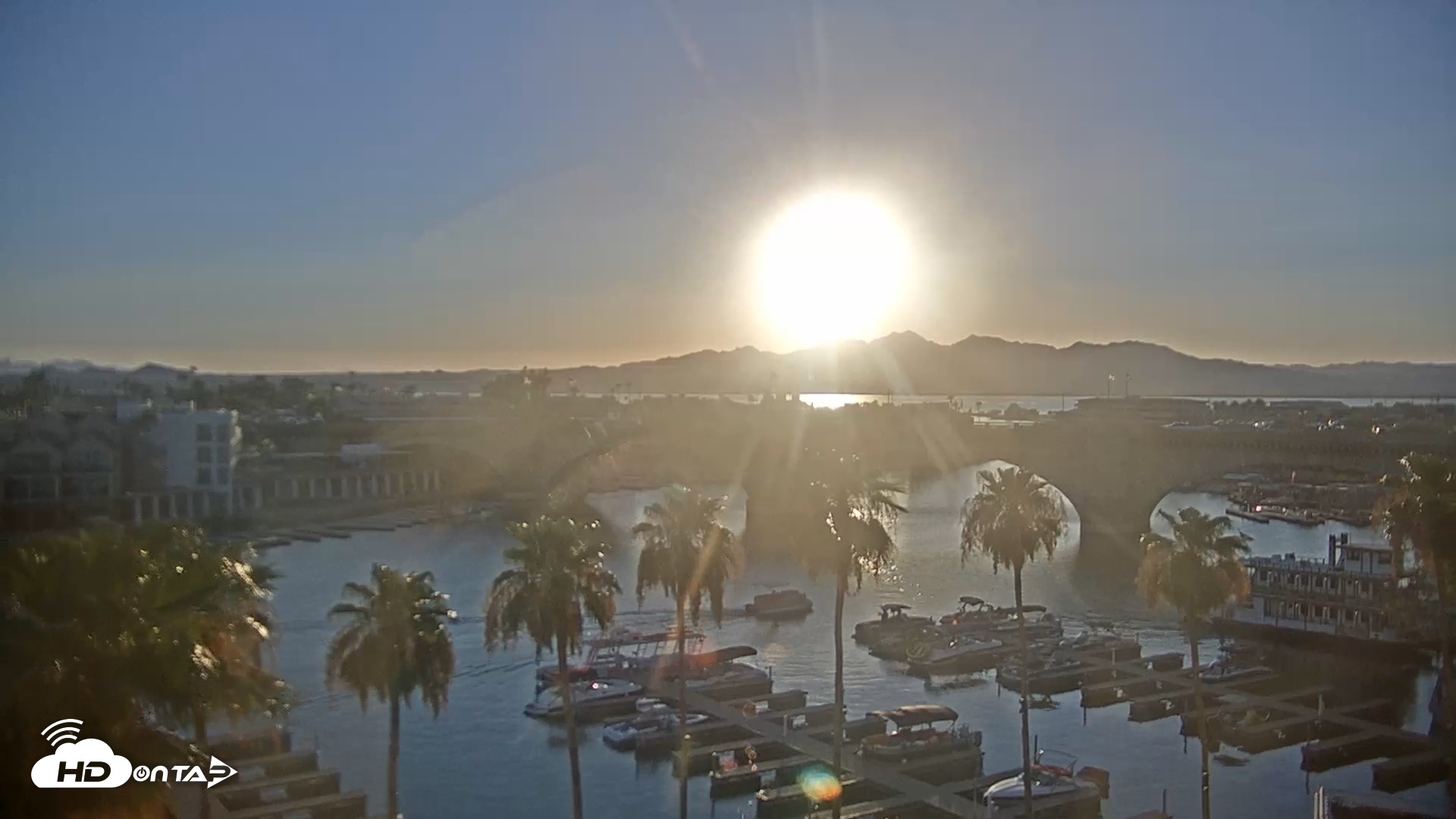 Snapshot of Lake Havasu London Bridge Live Webcam taken Jun 30, 2026, 7:19pm MST