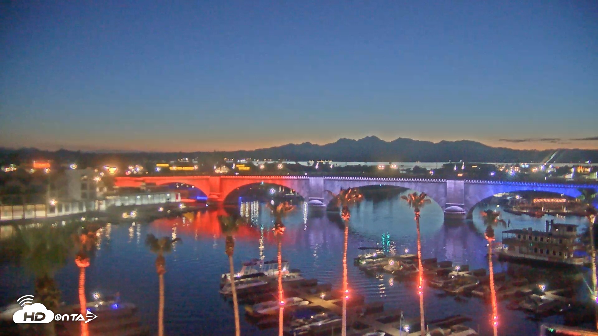 Snapshot of Lake Havasu London Bridge Live Webcam taken Jul 14, 2026, 8:36pm MST