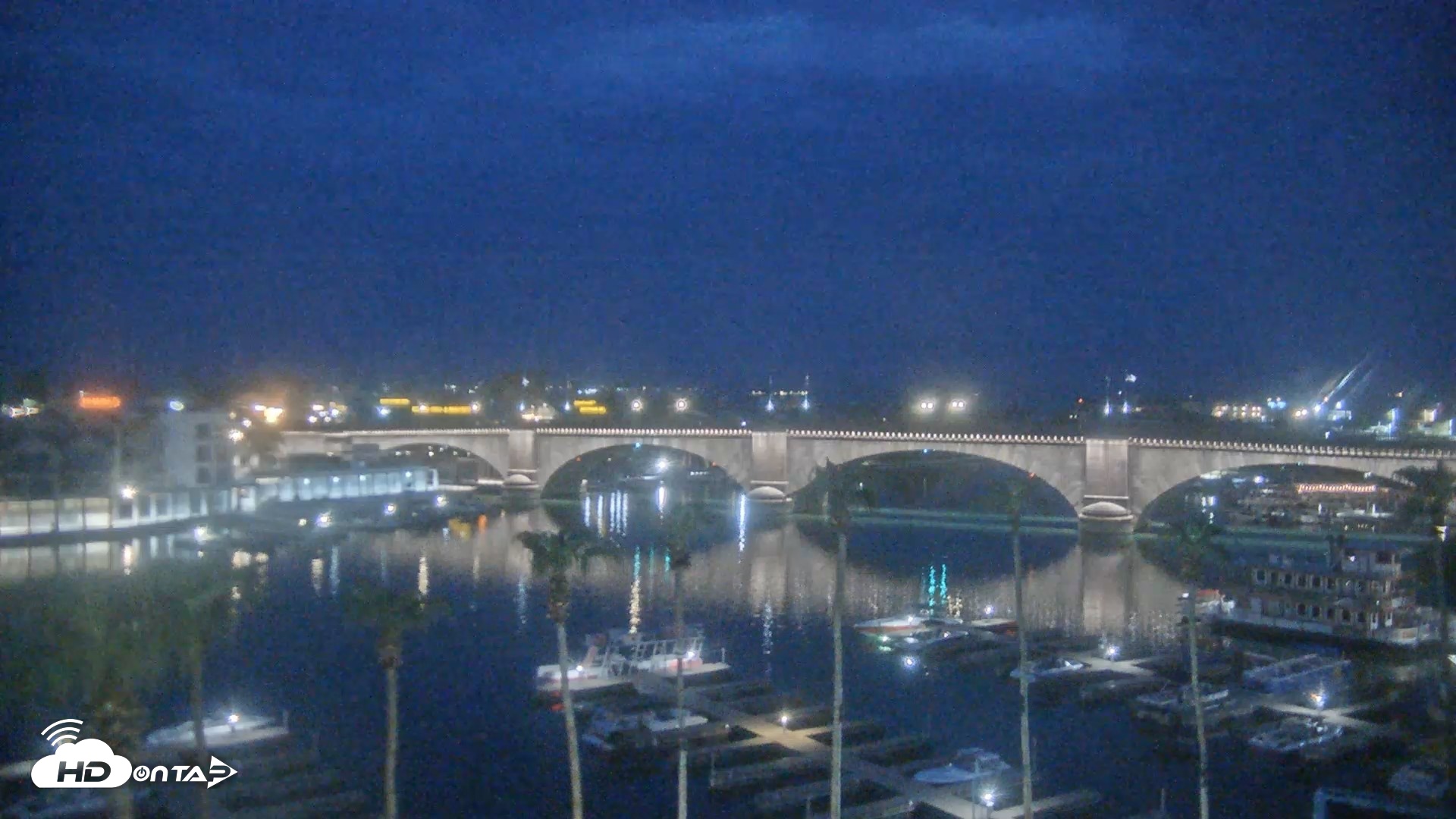 Snapshot of Lake Havasu London Bridge Live Webcam taken Aug 10, 2026, 5:21am MST