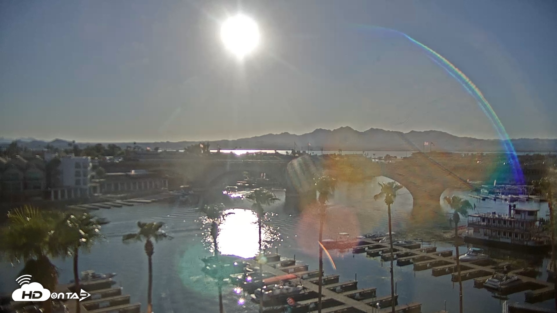 Snapshot of Lake Havasu London Bridge Live Webcam taken Jul 23, 2025, 6:33pm MST