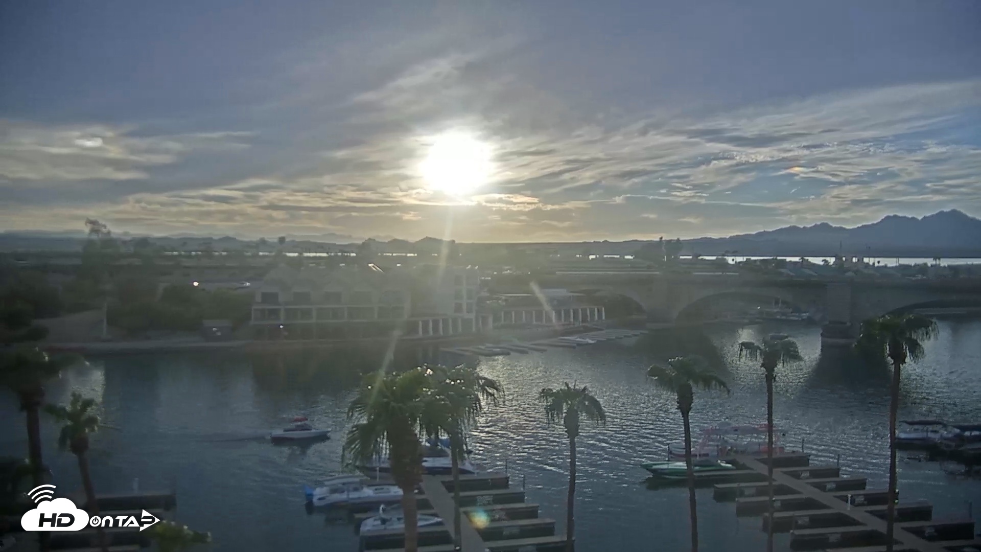Snapshot of Lake Havasu London Bridge Live Webcam taken Sep 20, 2026, 6:04pm MST