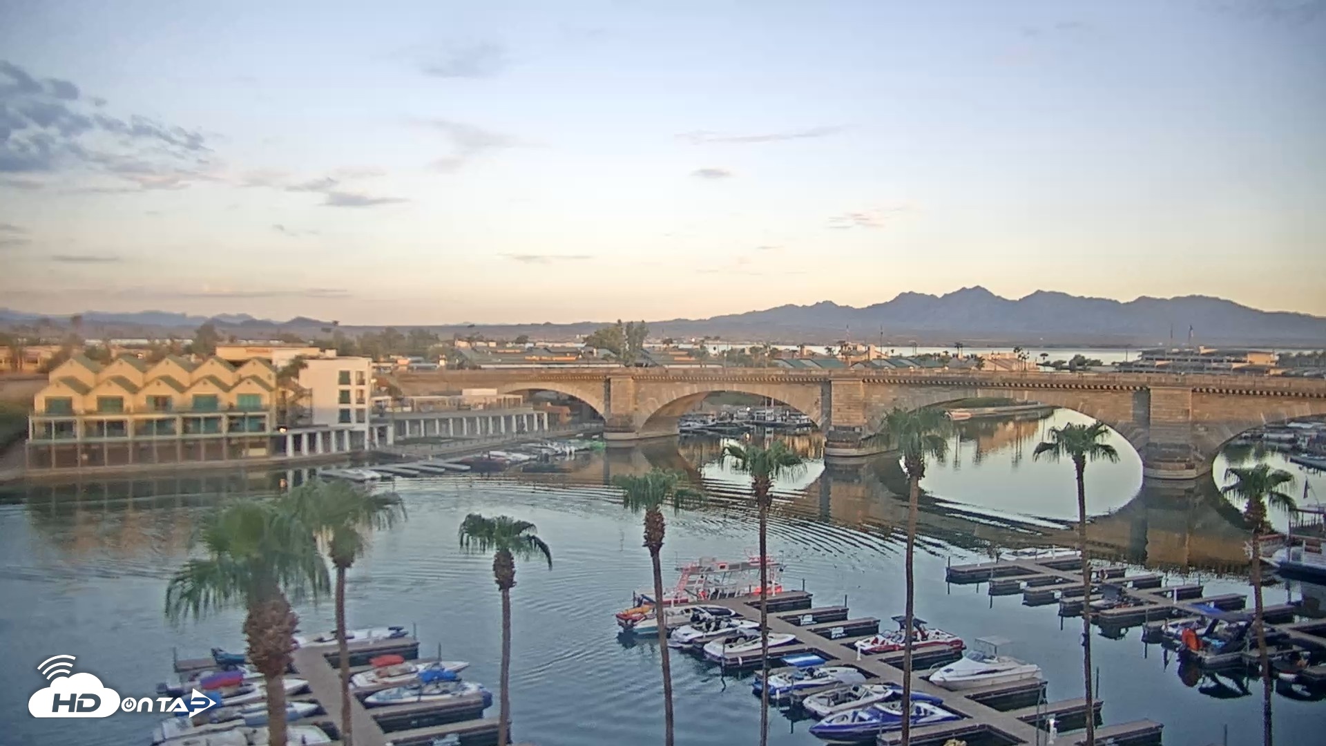 Snapshot of Lake Havasu London Bridge Live Webcam taken Aug 16, 2026, 6:21am MST