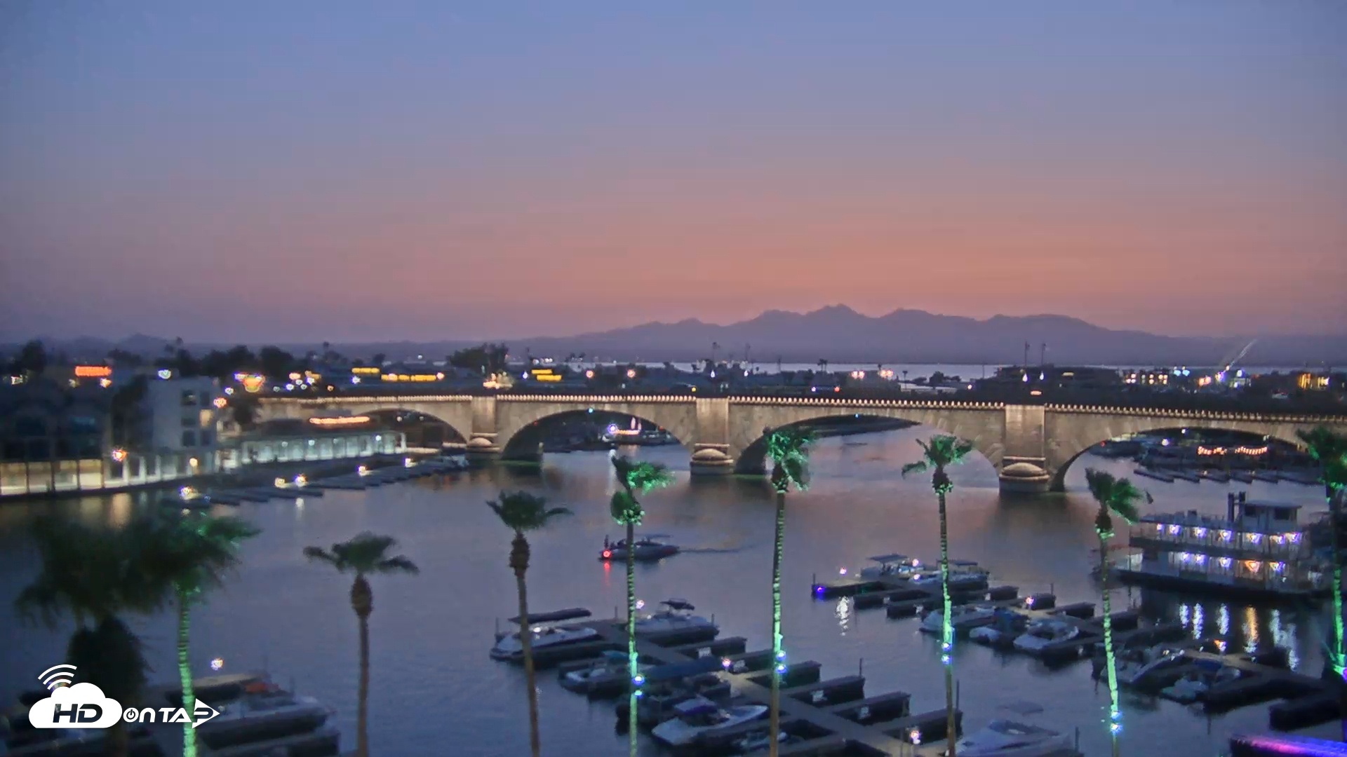 Snapshot of Lake Havasu London Bridge Live Webcam taken Jul 15, 2025, 8:17pm MST