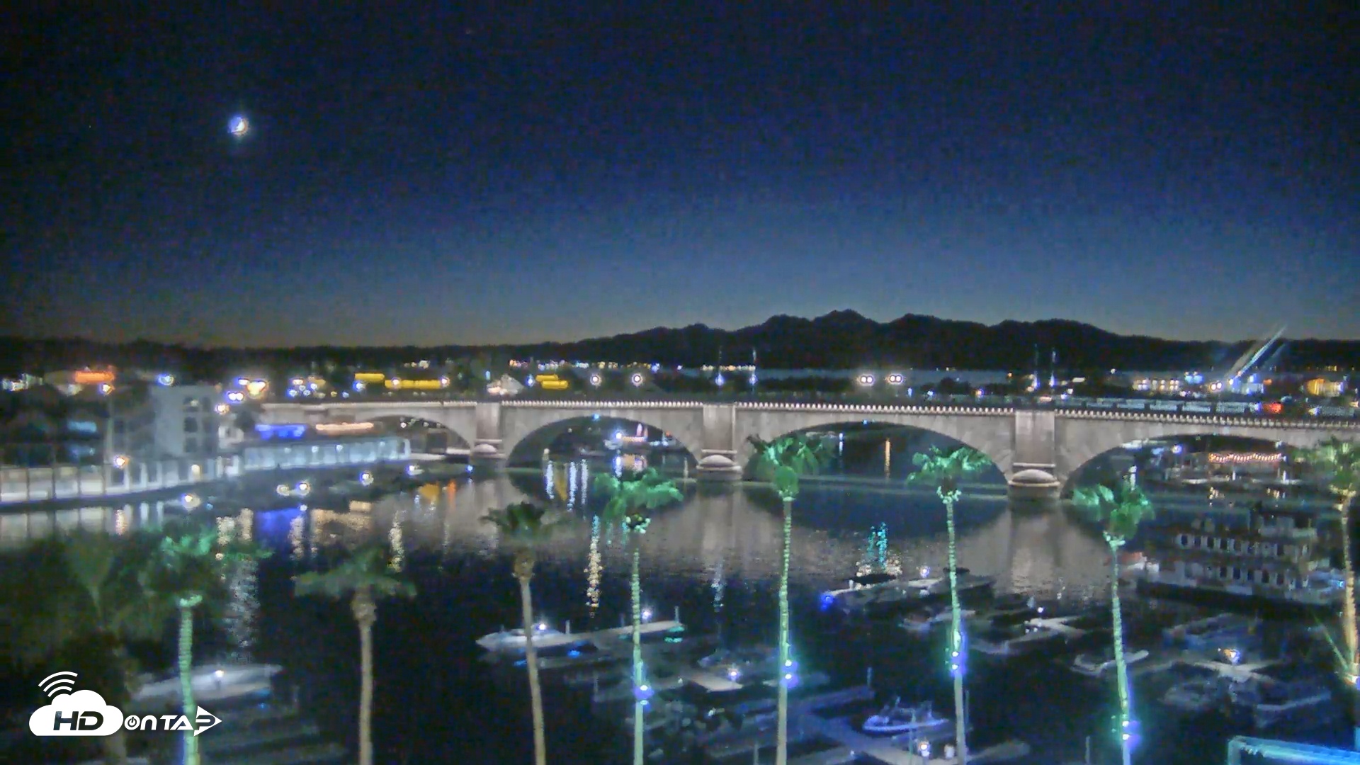 Snapshot of Lake Havasu London Bridge Live Webcam taken Jul 27, 2025, 8:42pm MST