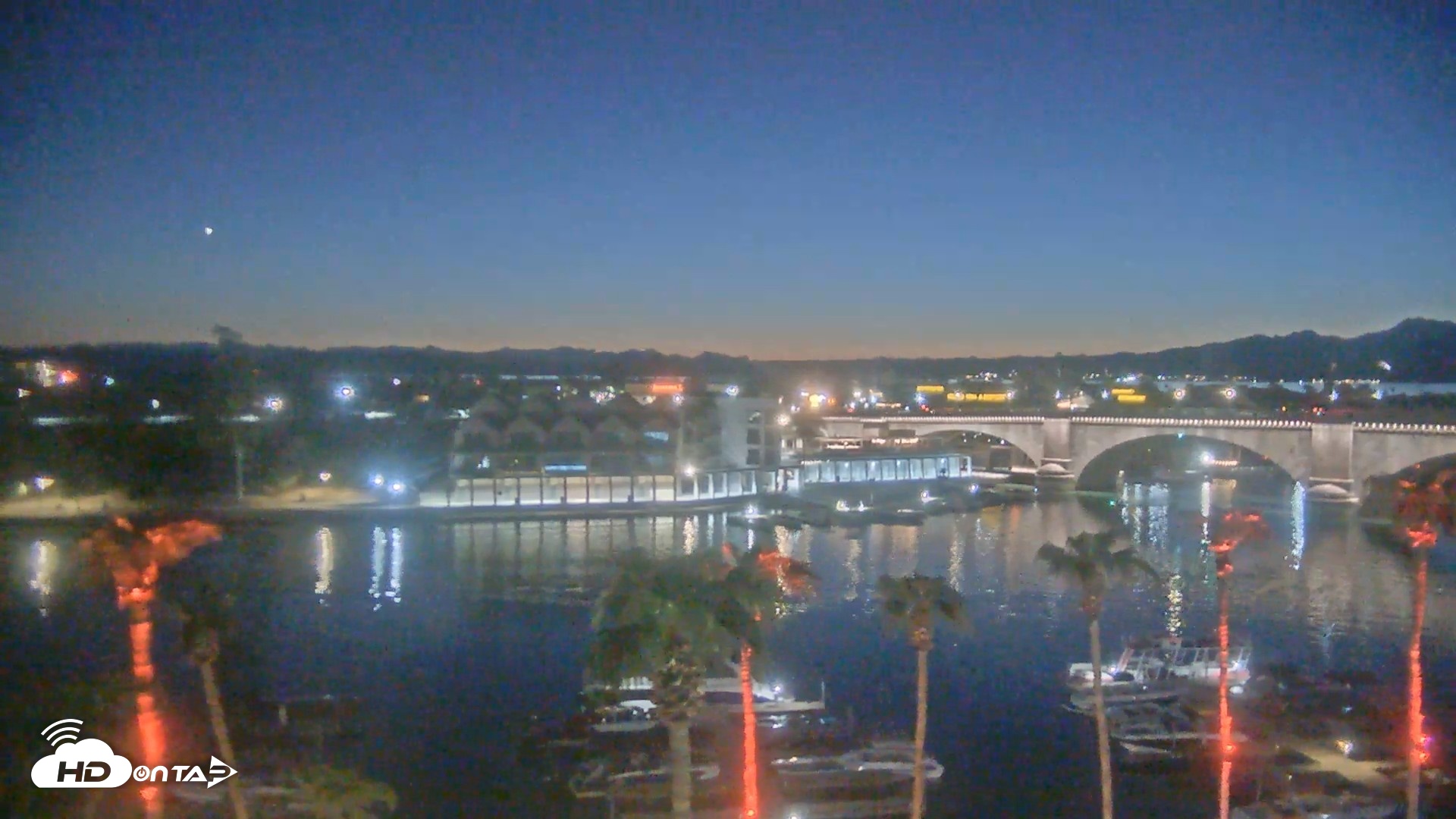 Snapshot of Lake Havasu London Bridge Live Webcam taken Sep 18, 2026, 7:24pm MST