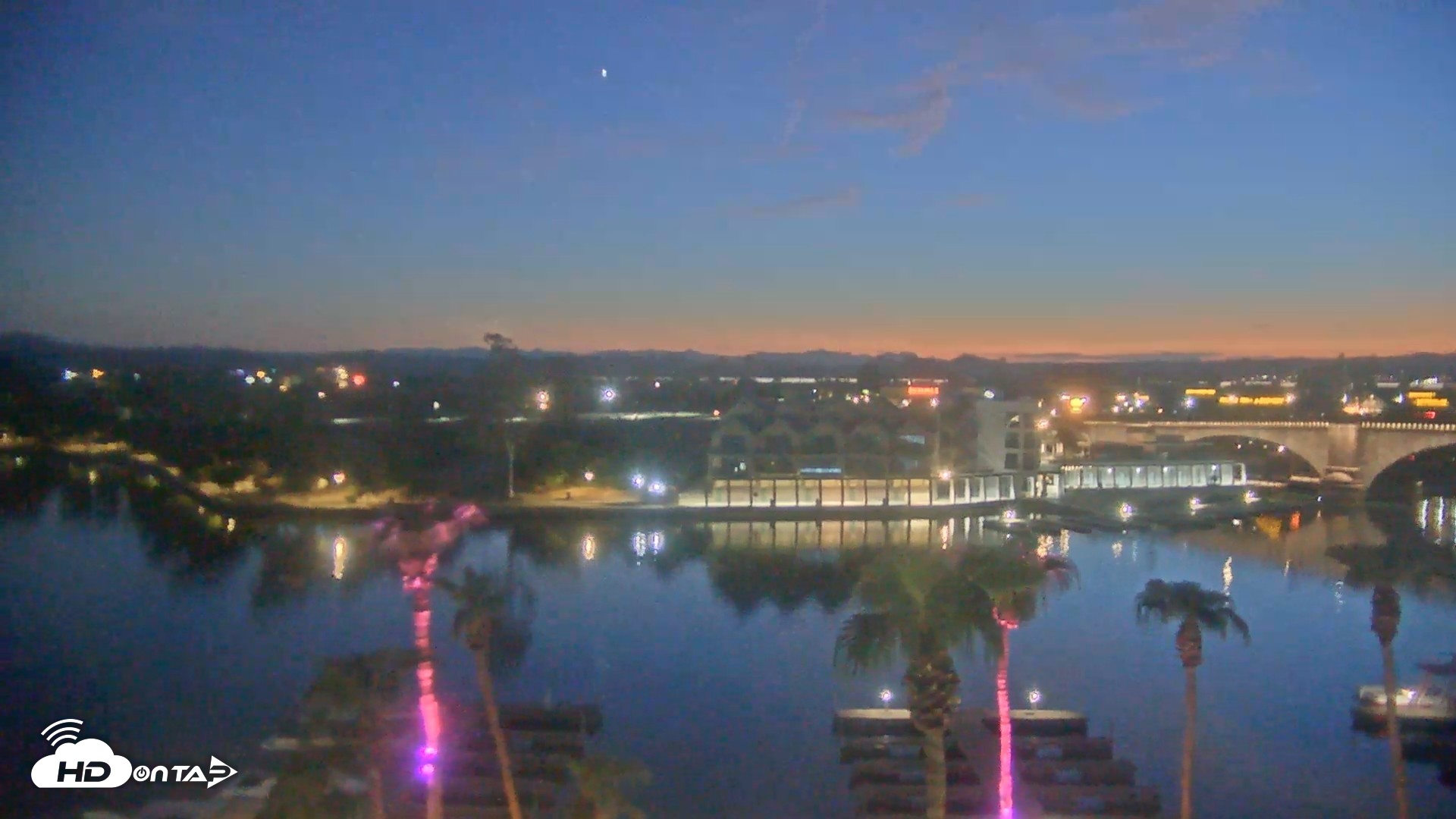 Snapshot of Lake Havasu London Bridge Live Webcam taken Aug 25, 2026, 7:49pm MST