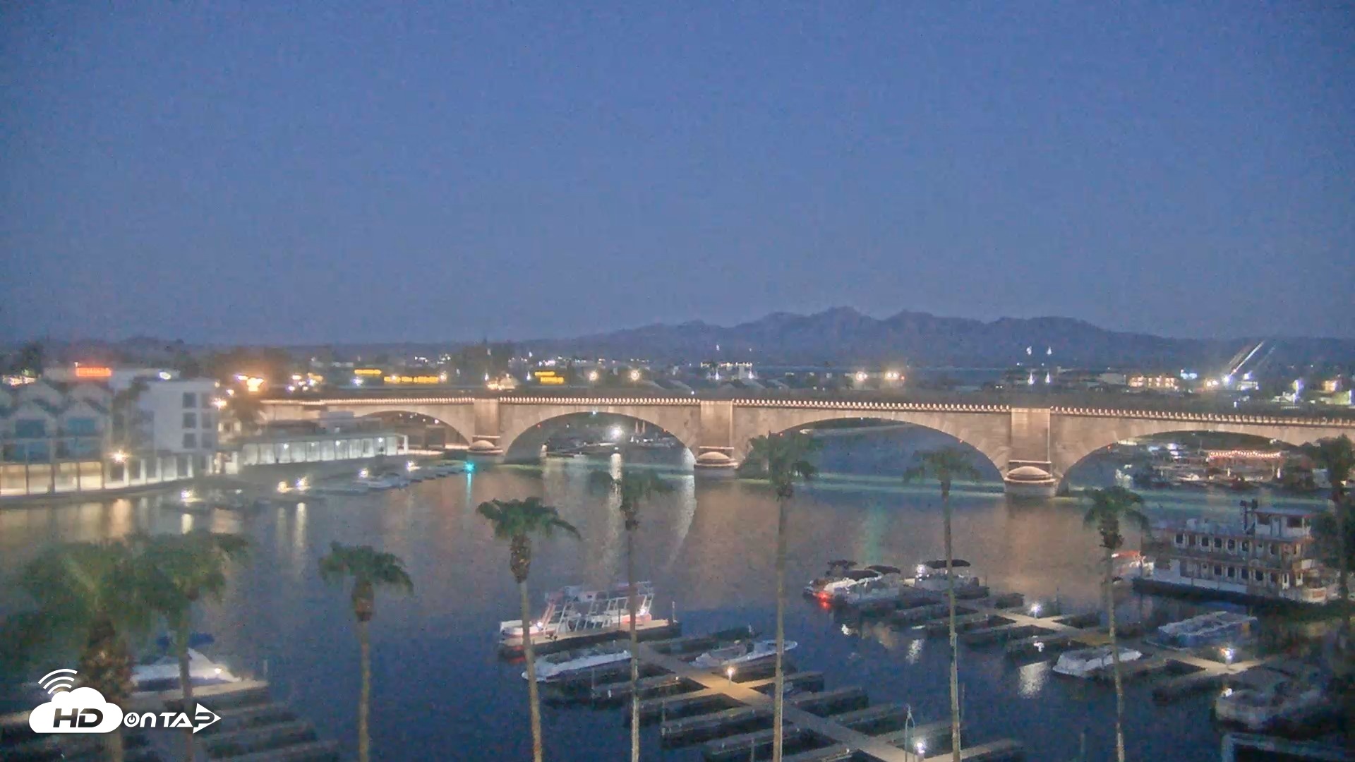 Snapshot of Lake Havasu London Bridge Live Webcam taken Sep 3, 2026, 5:41am MST