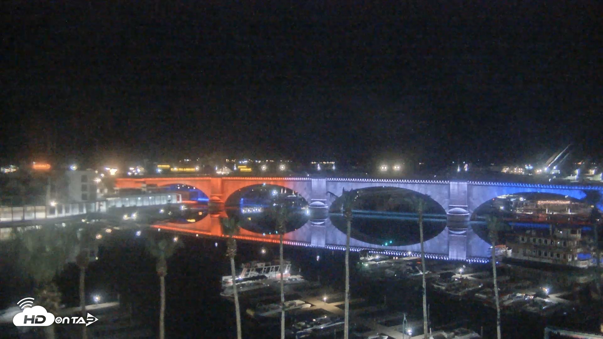 Snapshot of Lake Havasu London Bridge Live Webcam taken Jul 15, 2026, 4:29am MST