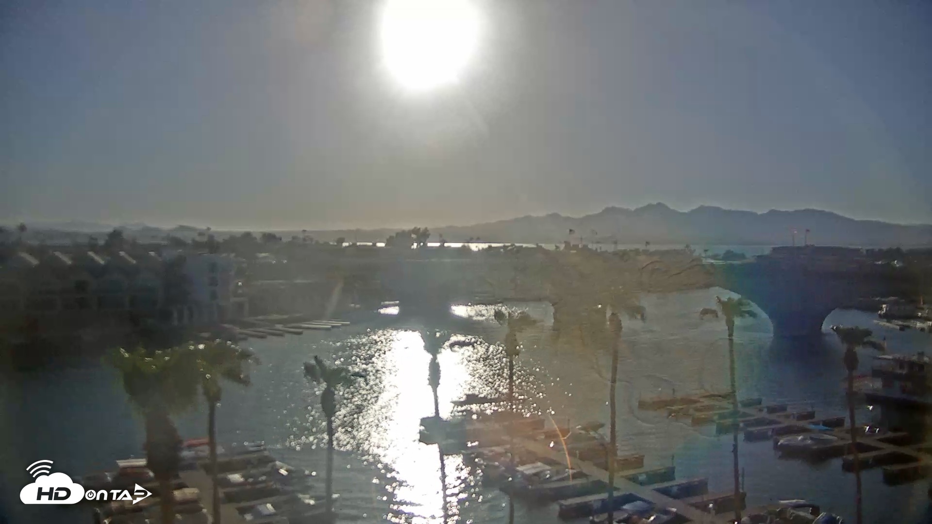 Snapshot of Lake Havasu London Bridge Live Webcam taken Aug 2, 2026, 6:19pm MST