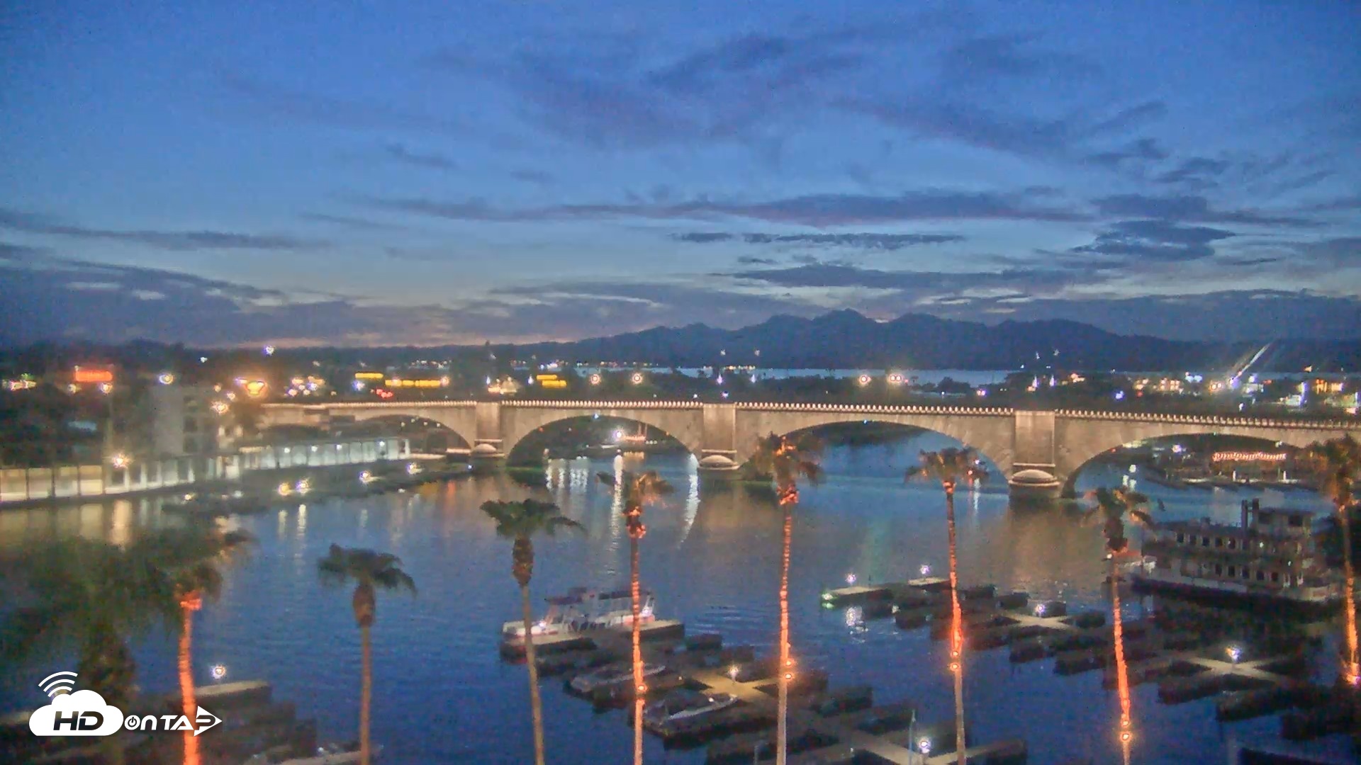Snapshot of Lake Havasu London Bridge Live Webcam taken Aug 20, 2026, 7:56pm MST