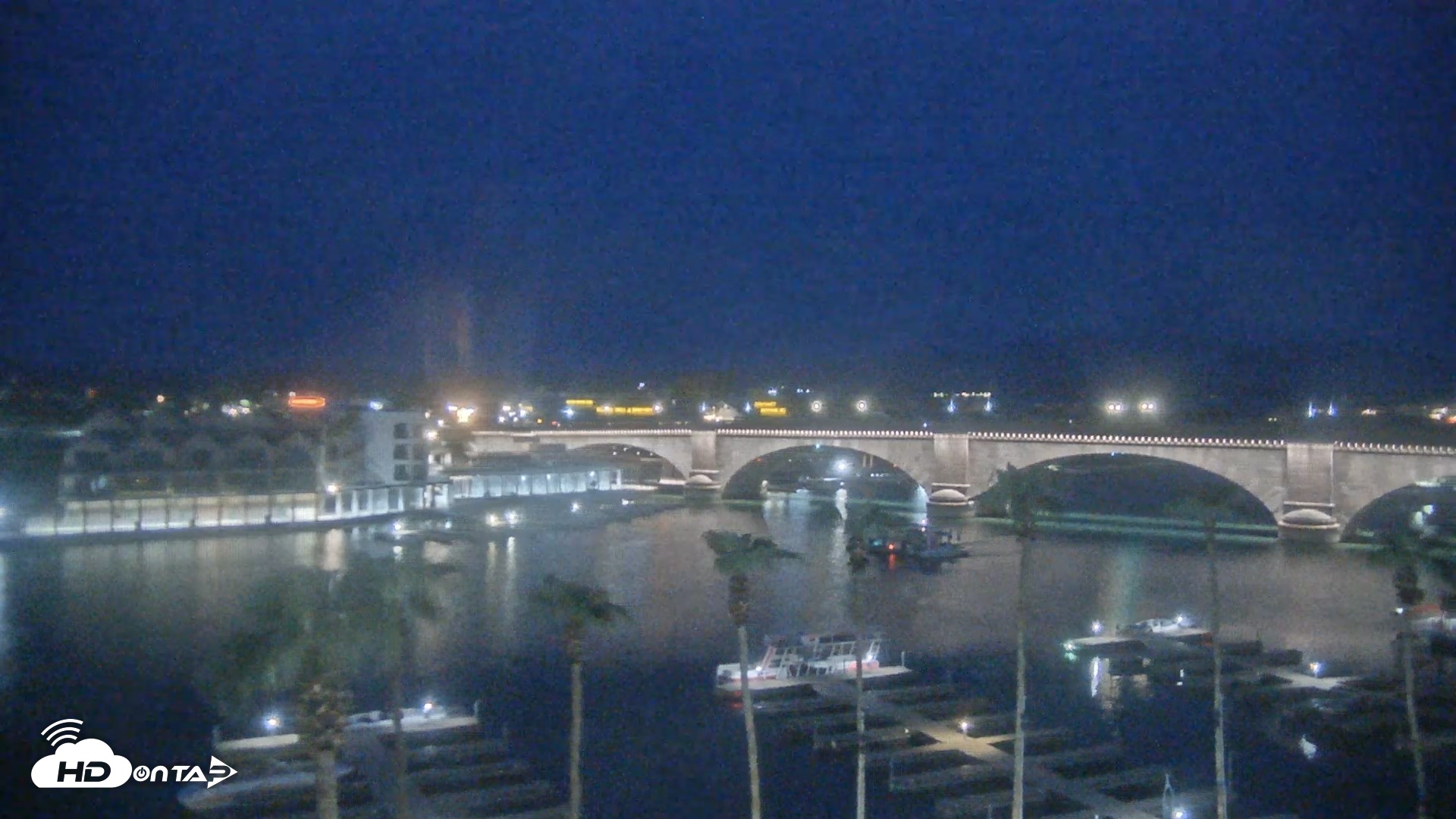 Snapshot of Lake Havasu London Bridge Live Webcam taken Aug 14, 2026, 5:25am MST