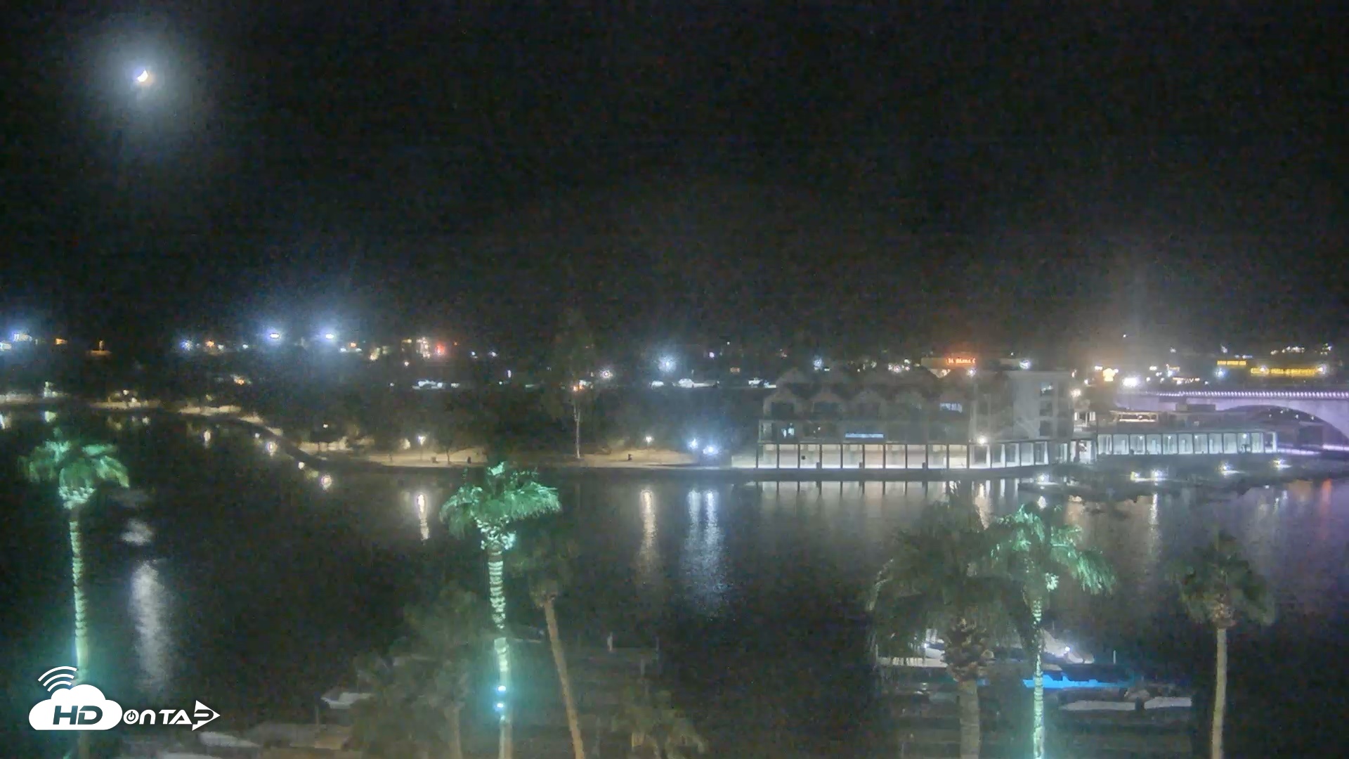 Snapshot of Lake Havasu London Bridge Live Webcam taken Oct 16, 2026, 8:45pm MST