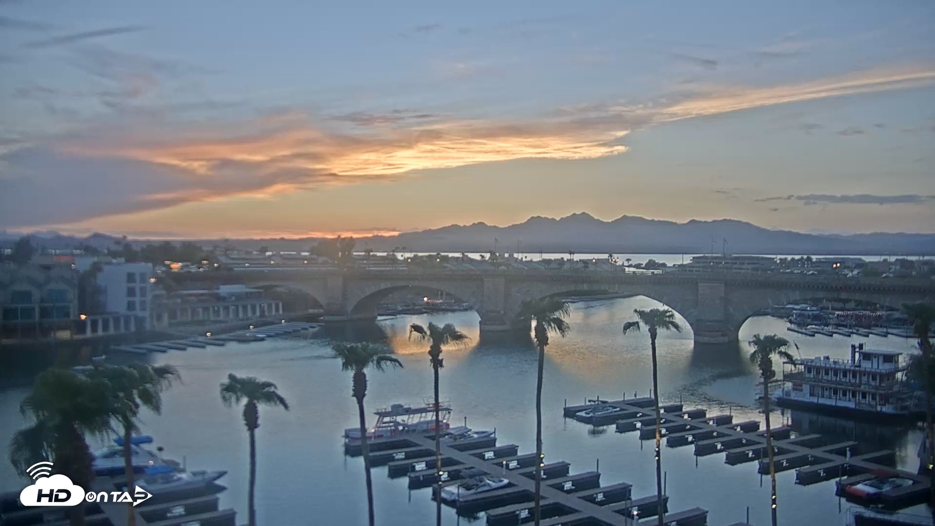 Snapshot of Lake Havasu London Bridge Live Webcam taken Aug 23, 2026, 7:19pm MST