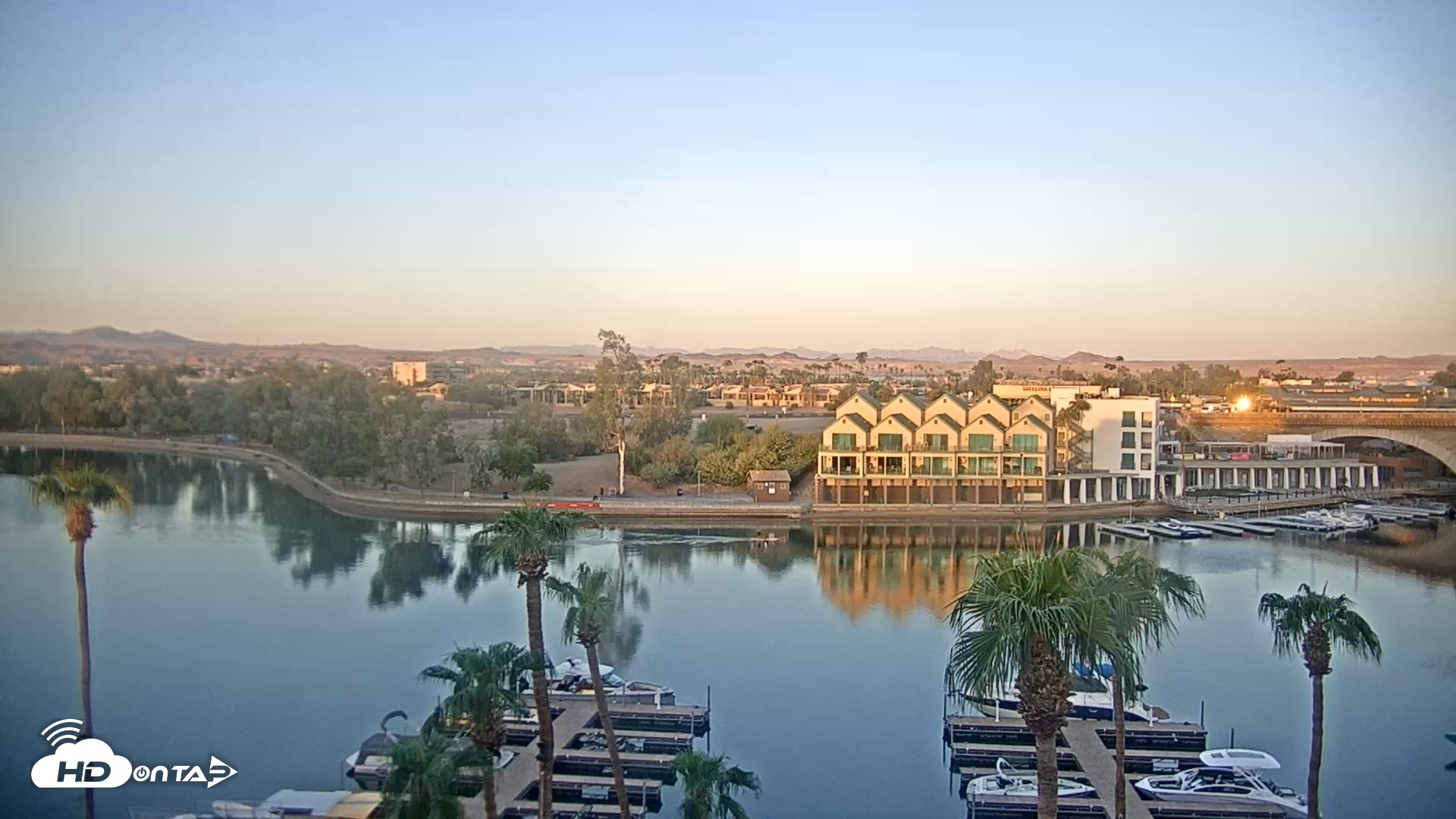 Snapshot of Lake Havasu London Bridge Live Webcam taken Sep 22, 2026, 6:39am MST