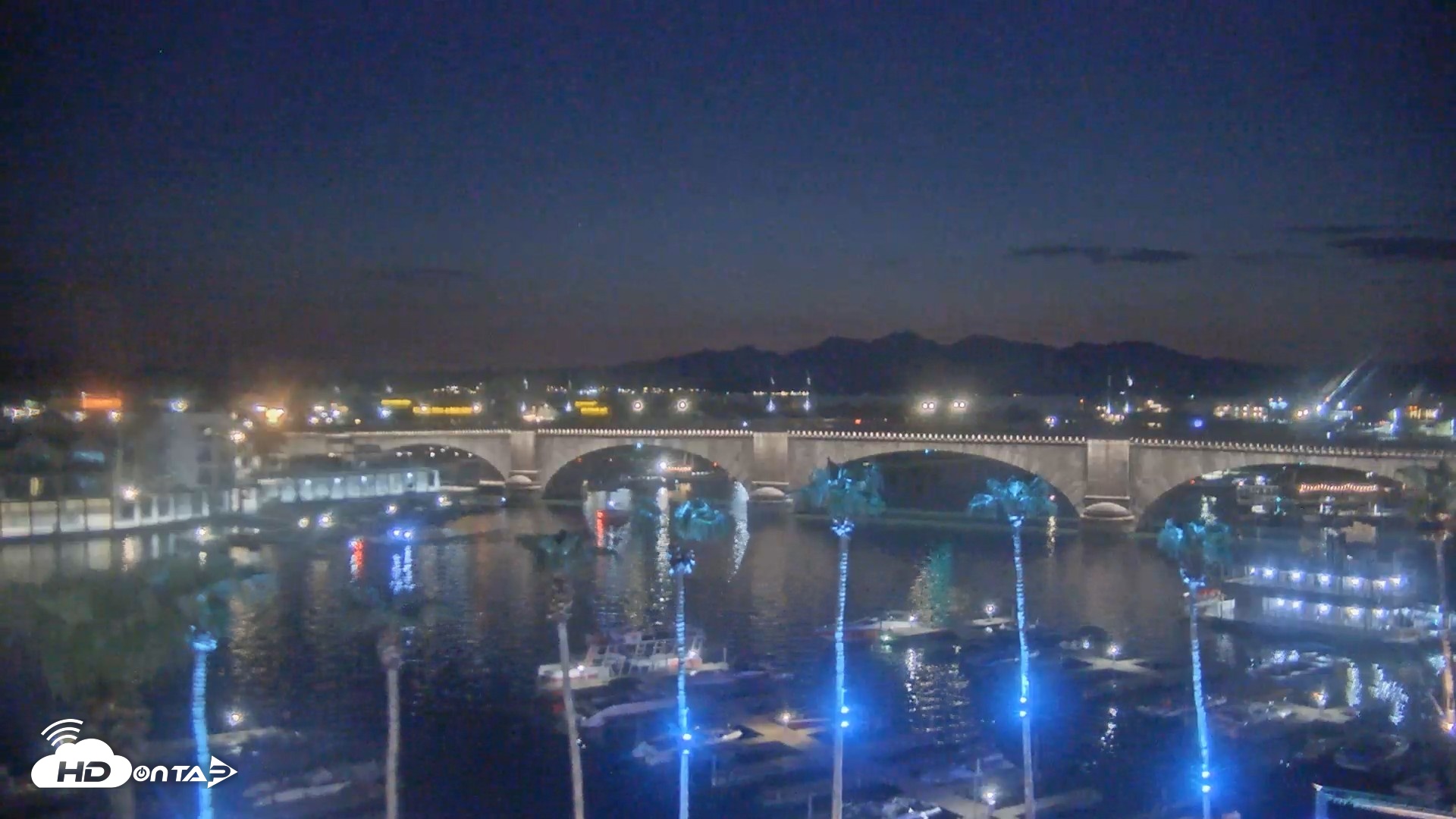 Snapshot of Lake Havasu London Bridge Live Webcam taken Aug 8, 2026, 8:23pm MST