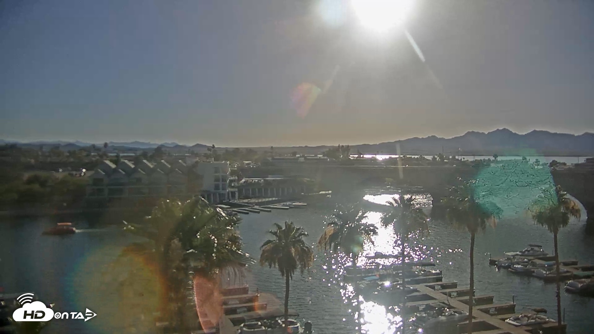 Snapshot of Lake Havasu London Bridge Live Webcam taken May 30, 2026, 6:08pm MST