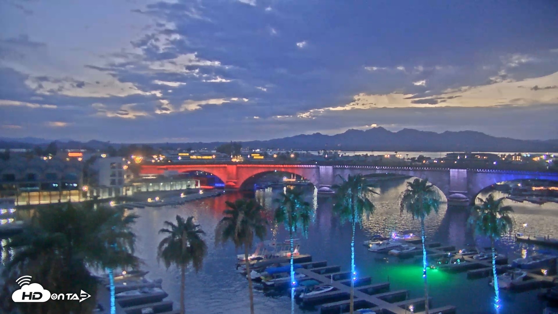 Snapshot of Lake Havasu London Bridge Live Webcam taken Jun 23, 2026, 8:19pm MST