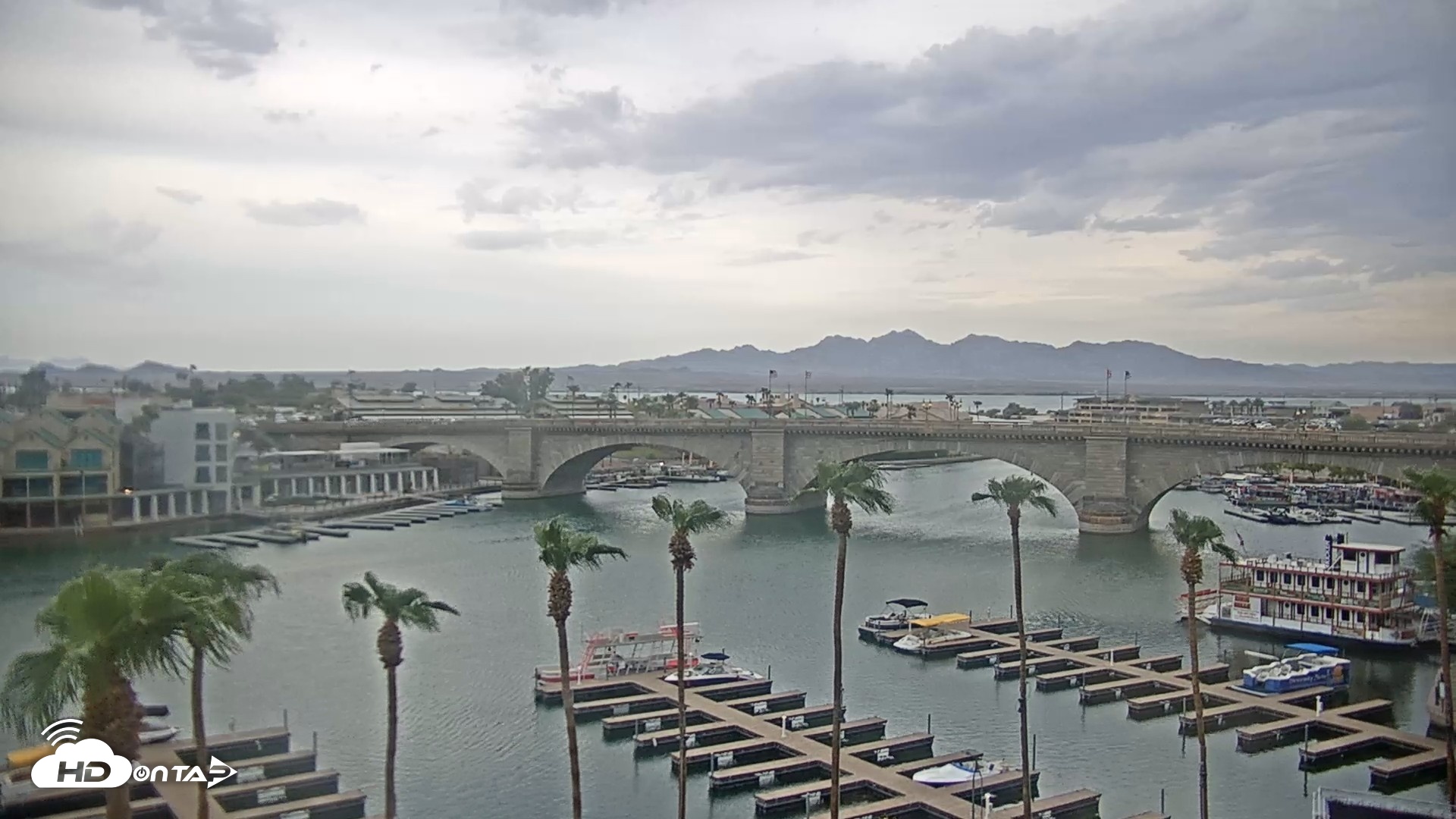 Snapshot of Lake Havasu London Bridge Live Webcam taken Aug 11, 2026, 7:26am MST
