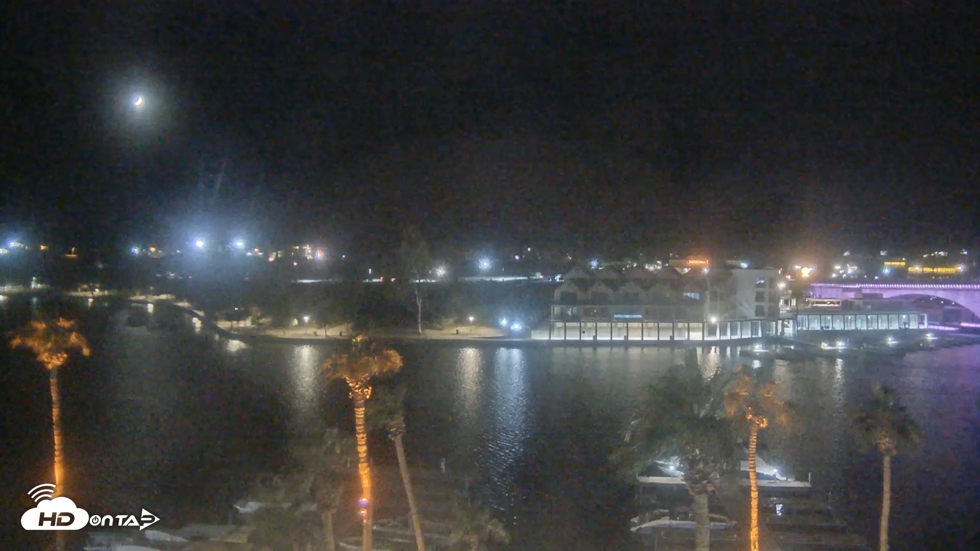 Snapshot of Lake Havasu London Bridge Live Webcam taken Oct 15, 2026, 8:09pm MST