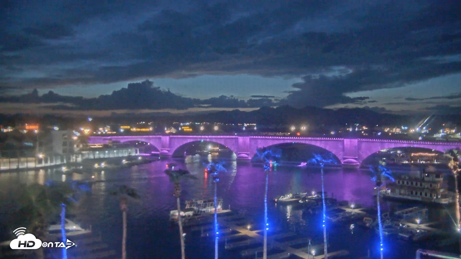 Snapshot of Lake Havasu London Bridge Live Webcam taken Aug 28, 2026, 7:51pm MST