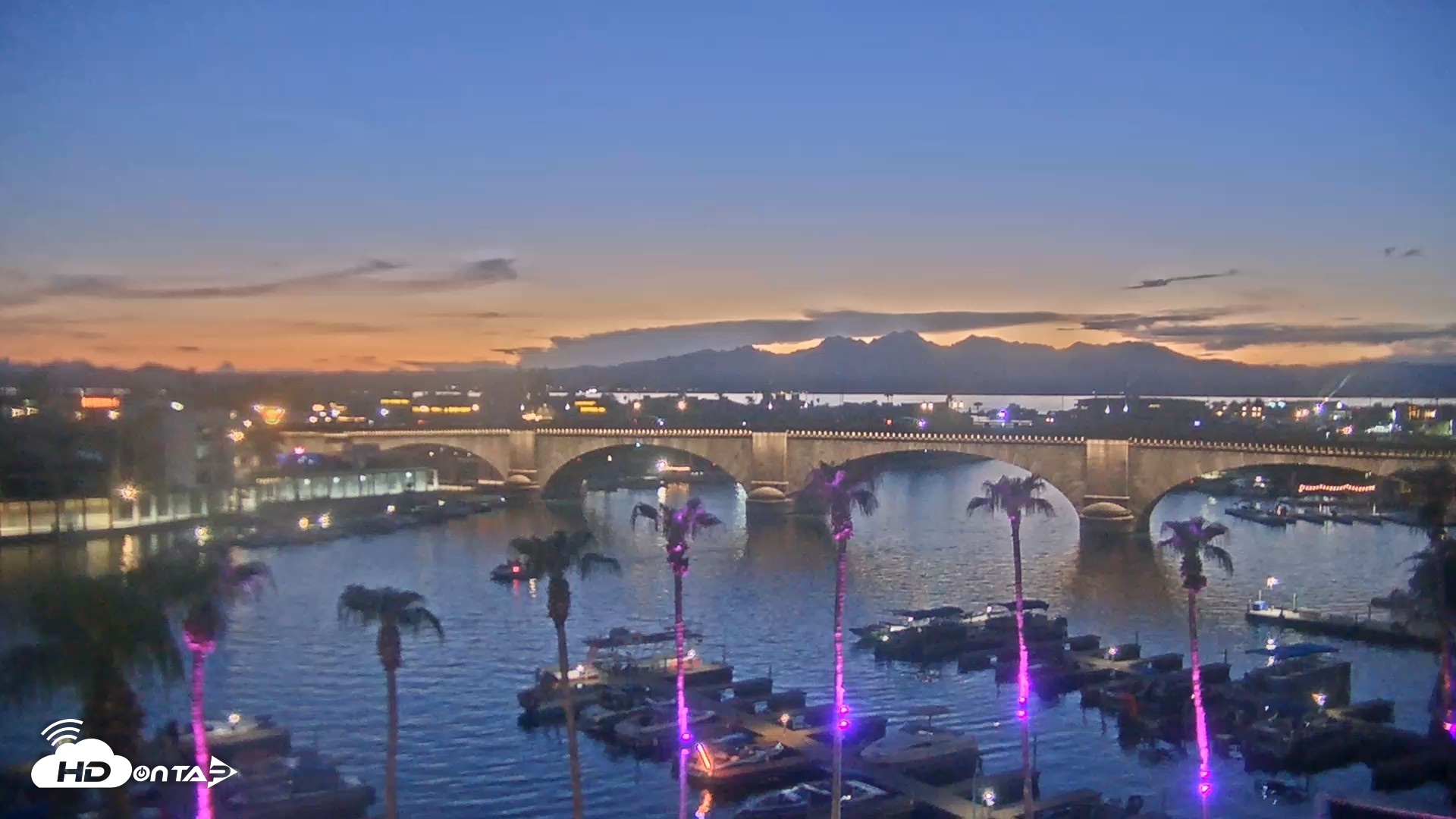 Snapshot of Lake Havasu London Bridge Live Webcam taken Aug 15, 2026, 7:55pm MST