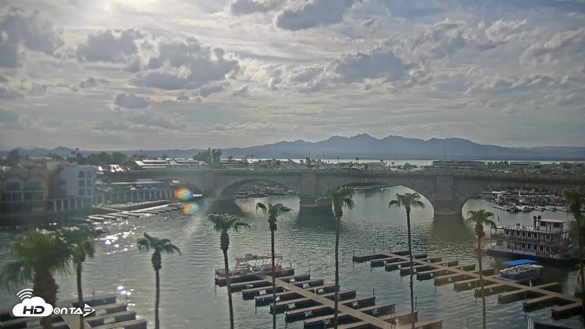 Snapshot of Lake Havasu London Bridge Live Webcam taken Aug 13, 2026, 5:19pm MST