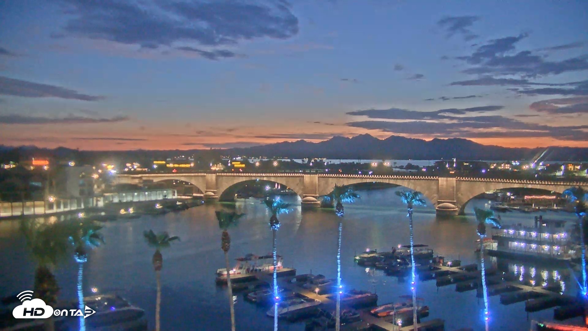 Snapshot of Lake Havasu London Bridge Live Webcam taken Jul 16, 2026, 8:27pm MST
