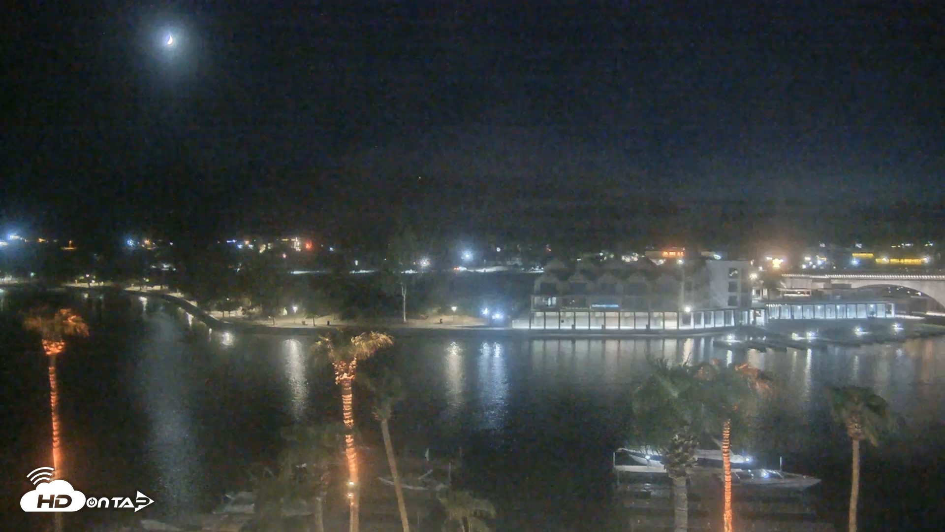 Snapshot of Lake Havasu London Bridge Live Webcam taken Sep 15, 2026, 7:41pm MST