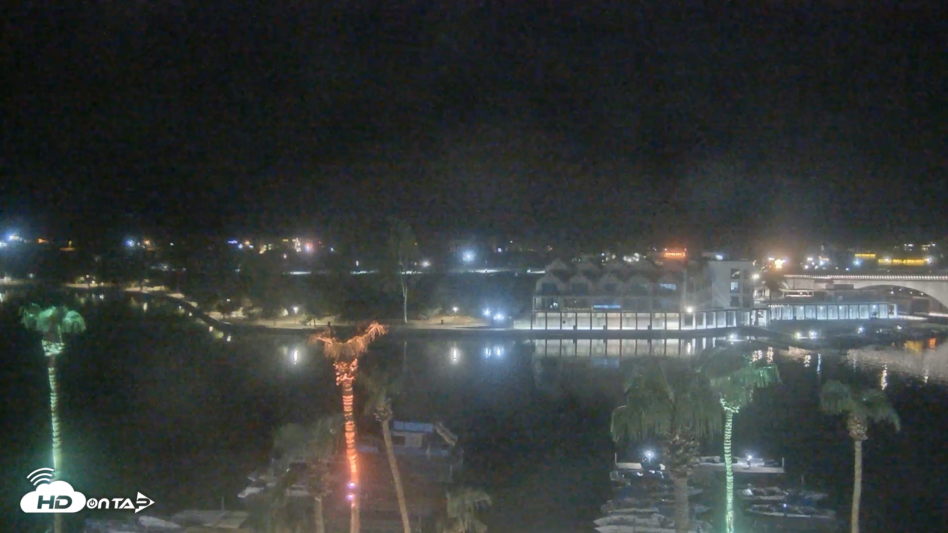 Snapshot of Lake Havasu London Bridge Live Webcam taken Aug 15, 2026, 10:10pm MST